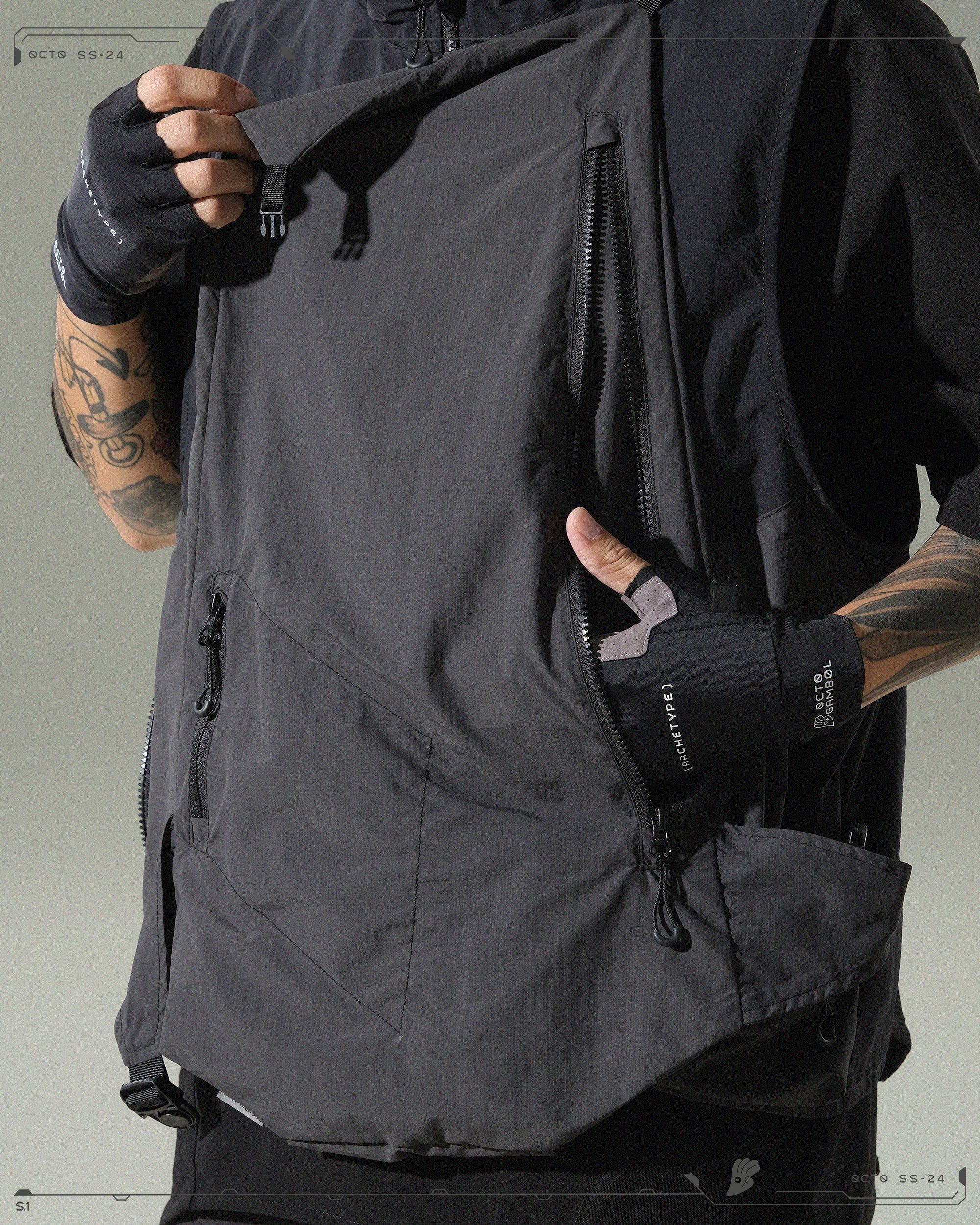 S24  / 05 —  O-01  Trapezoidal Solid Dismantle Vest  (Black)