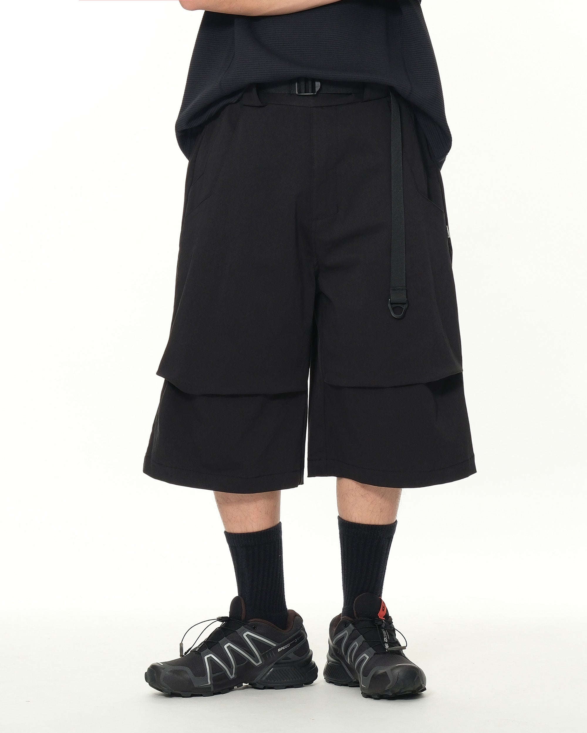 S26-PR-S2 / Layer Cutting Shorts (Black)