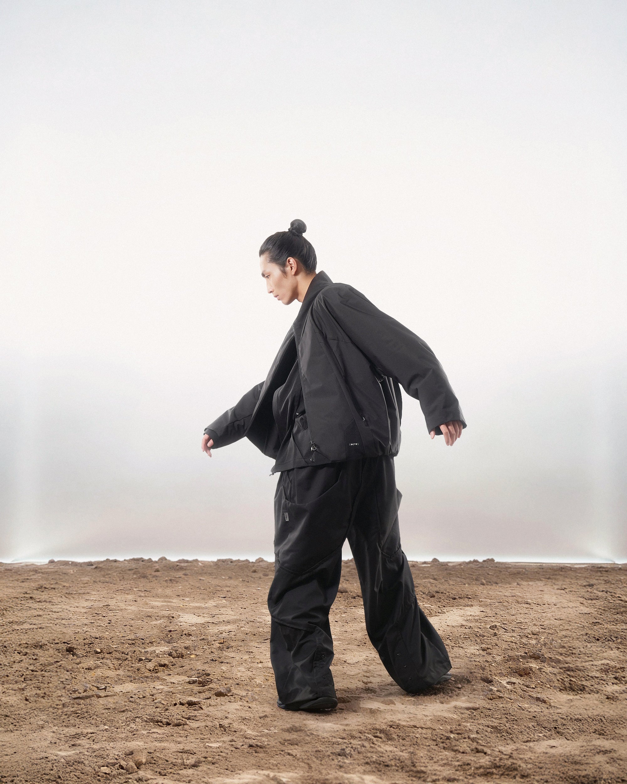 A25-J-03 Access Wrap Jacket (Black)