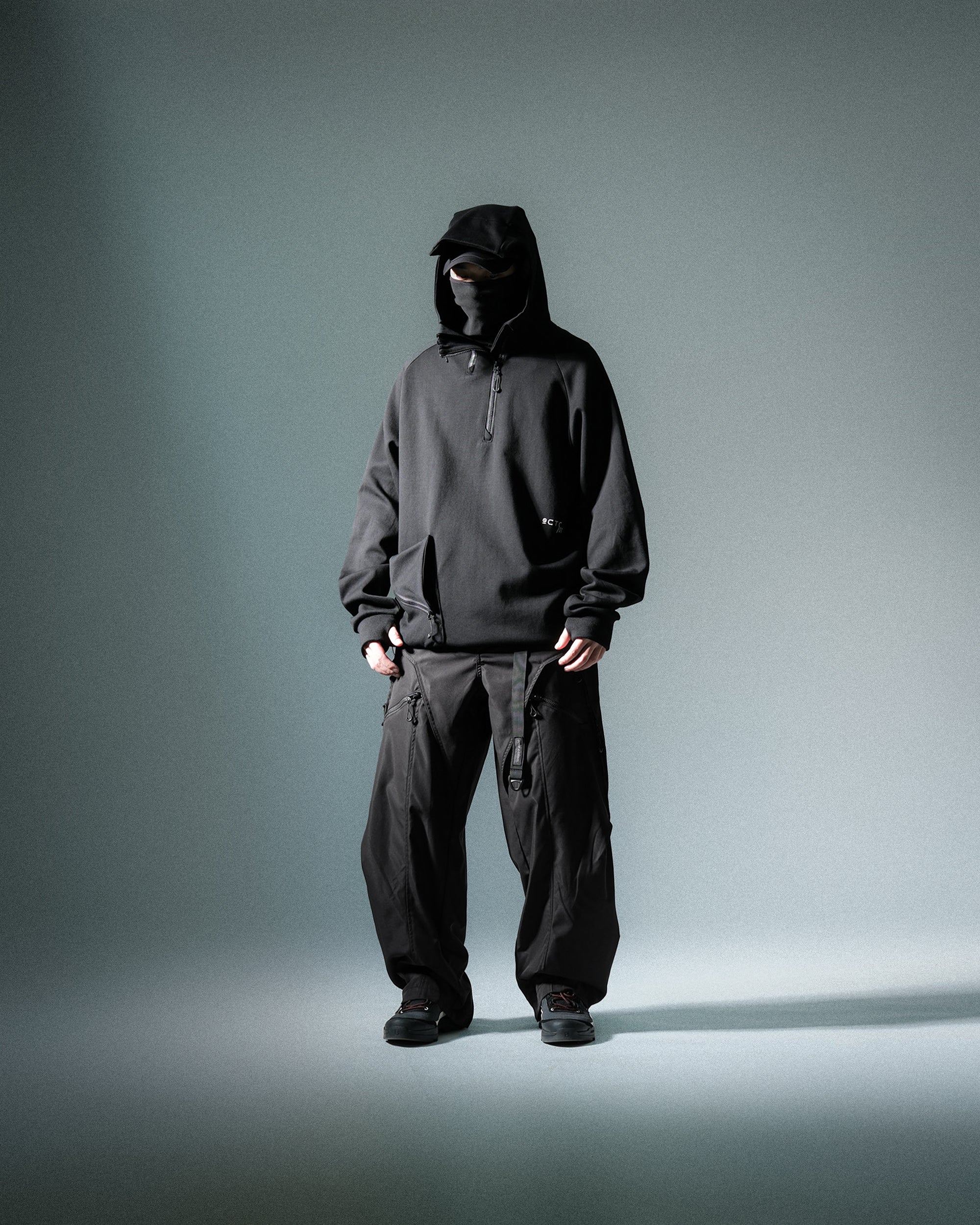 A24-OI-H OCTO X IONISM Ream Hoodies (Black)