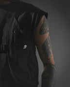 S24  / 18 —  O-03  Maneuverable Mighty Form Vest (Black)
