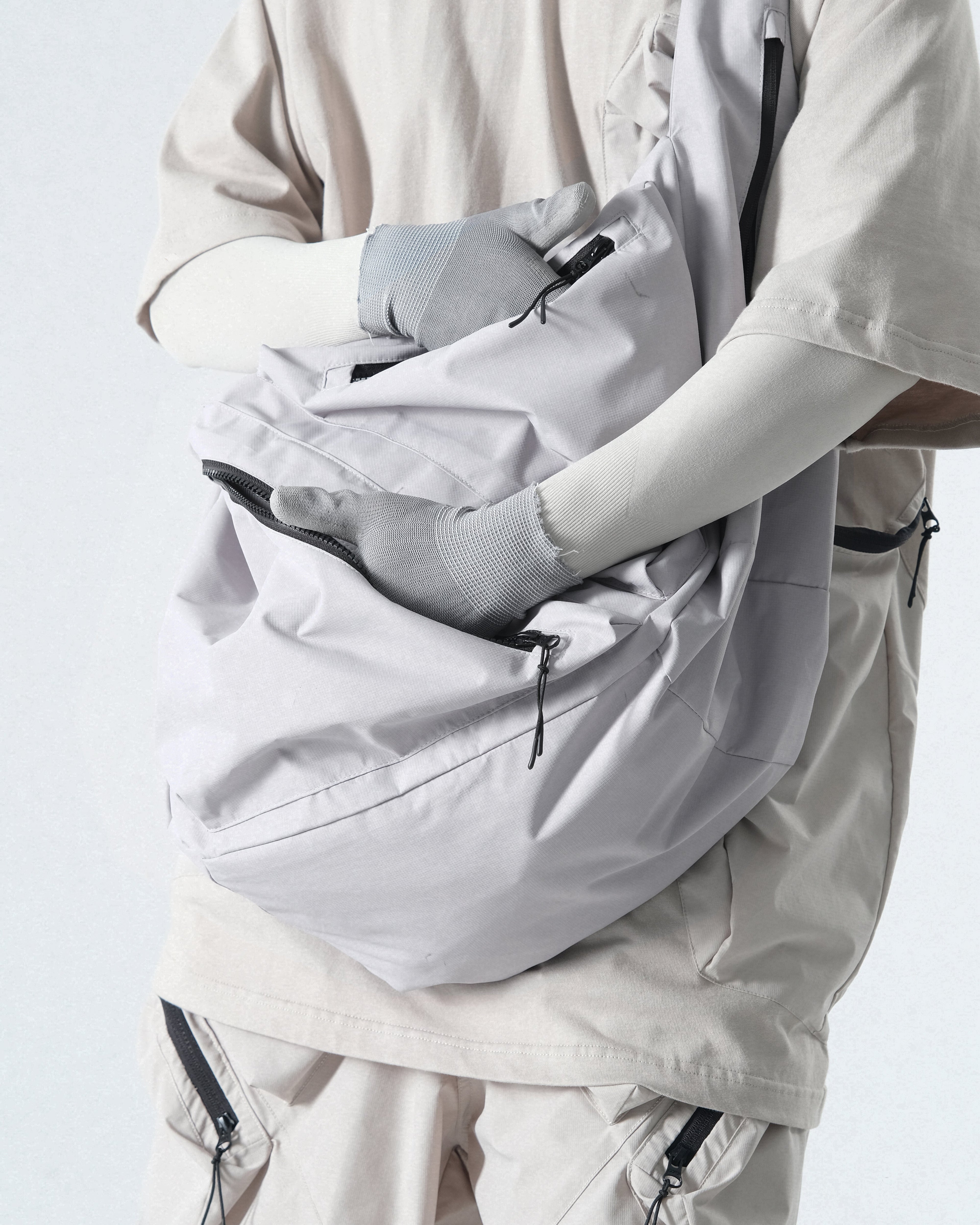 Capsule 03 / CSA-002  Split Shoulder Bag (Light Grey)