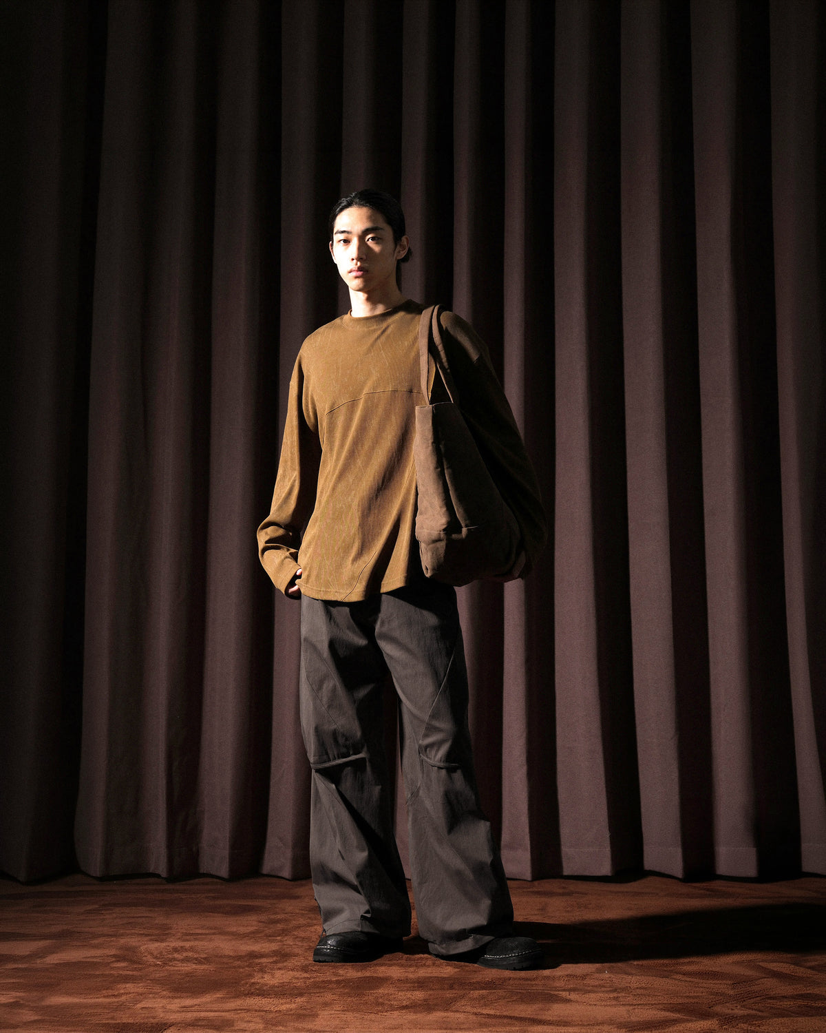A26-SD1-T  / Faded Arc Long Tee (Brown)