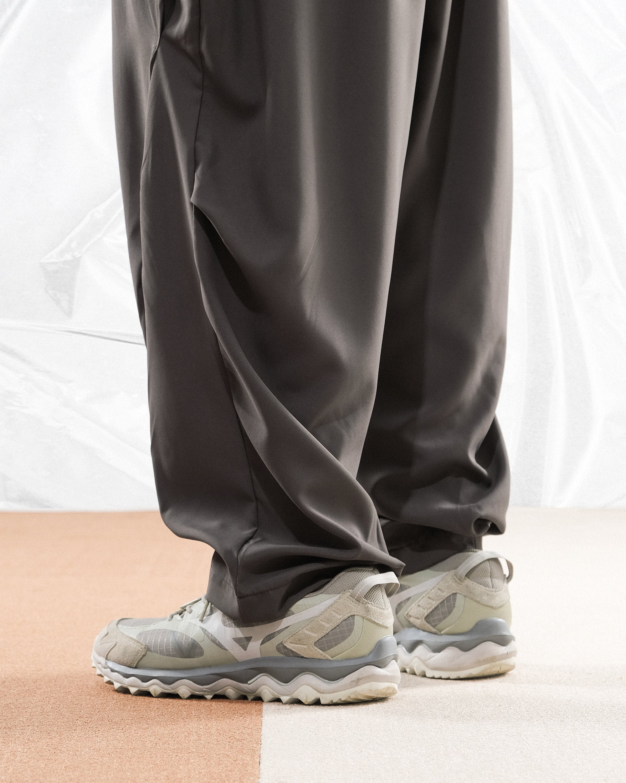 S24 / C-04-P  Dual Arc Splicing Orb Pants (Brown)