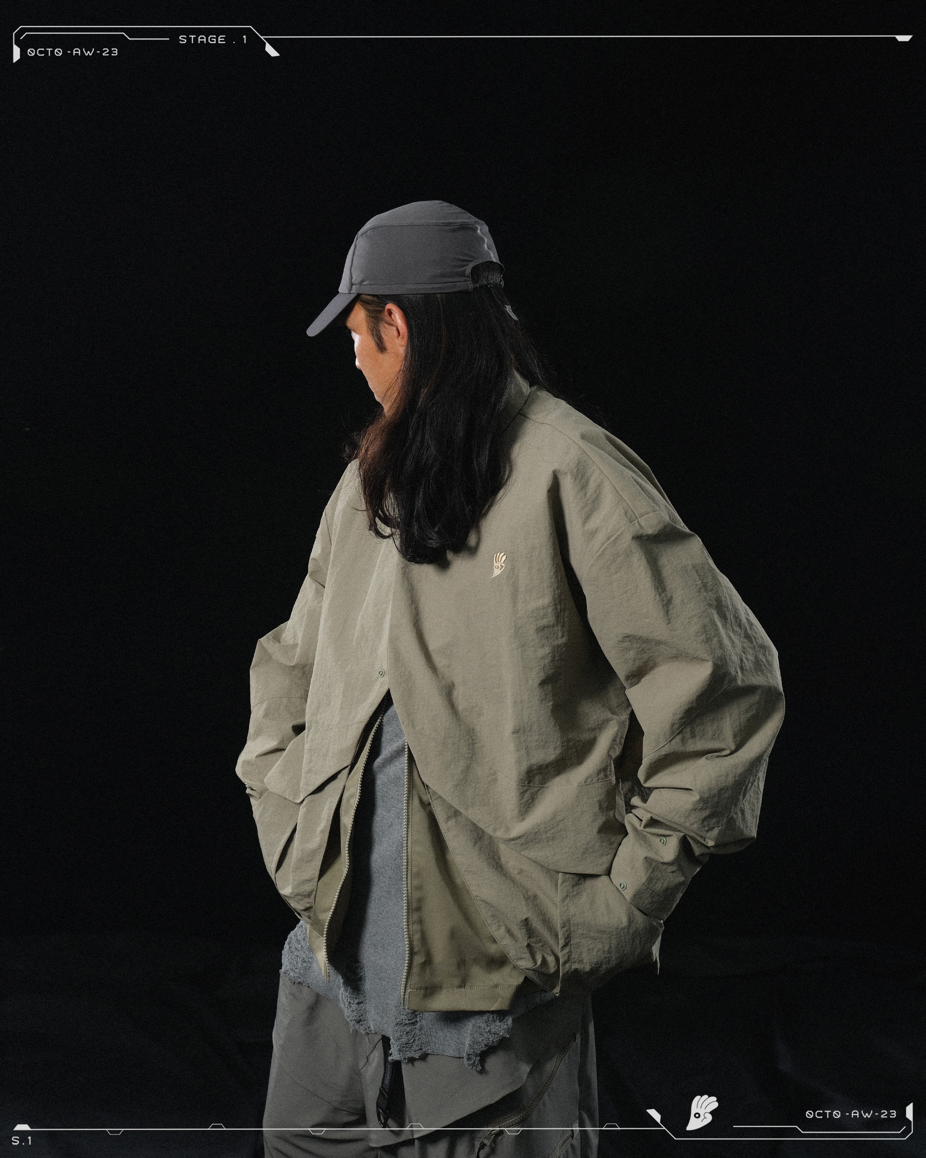 AW23 / 01 — T23-073  Trapezoidal Stereo Visor Shirt (Sand)