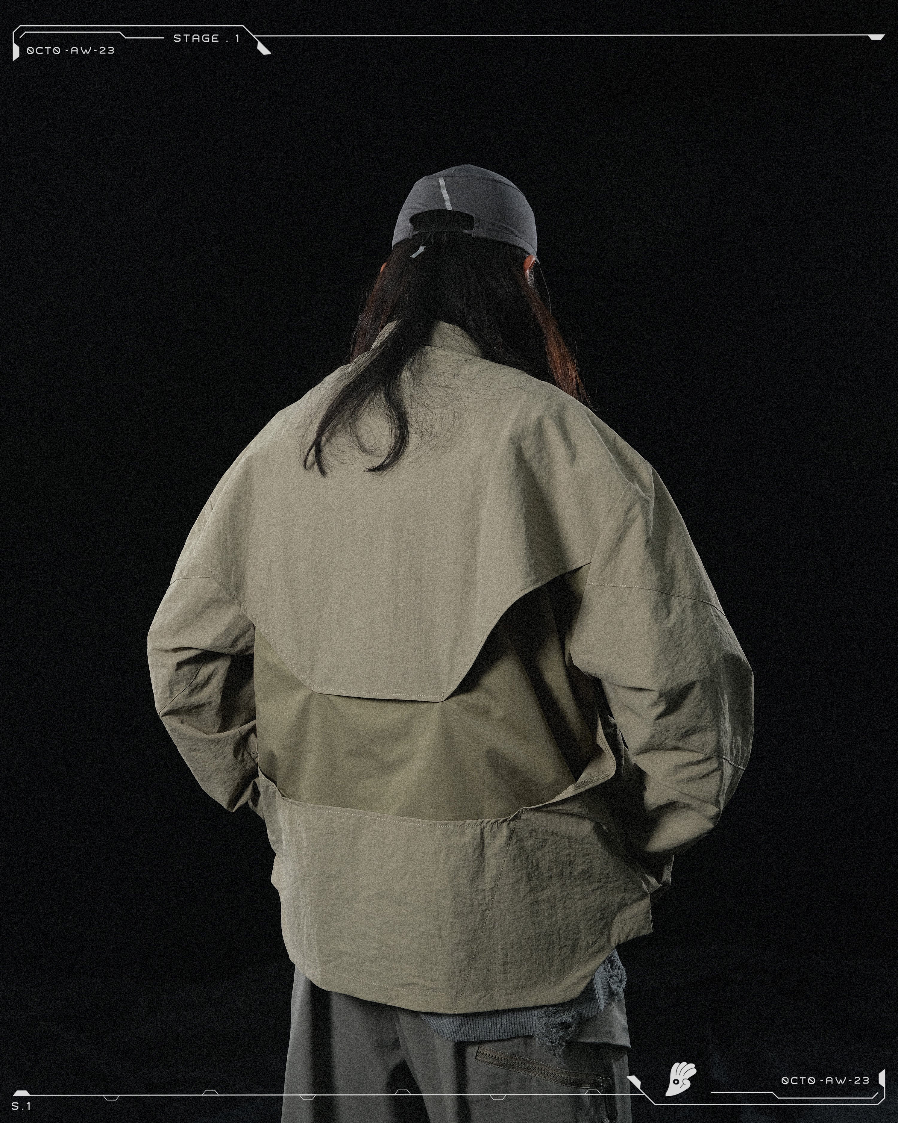 AW23 / 01 — T23-073  Trapezoidal Stereo Visor Shirt (Sand)