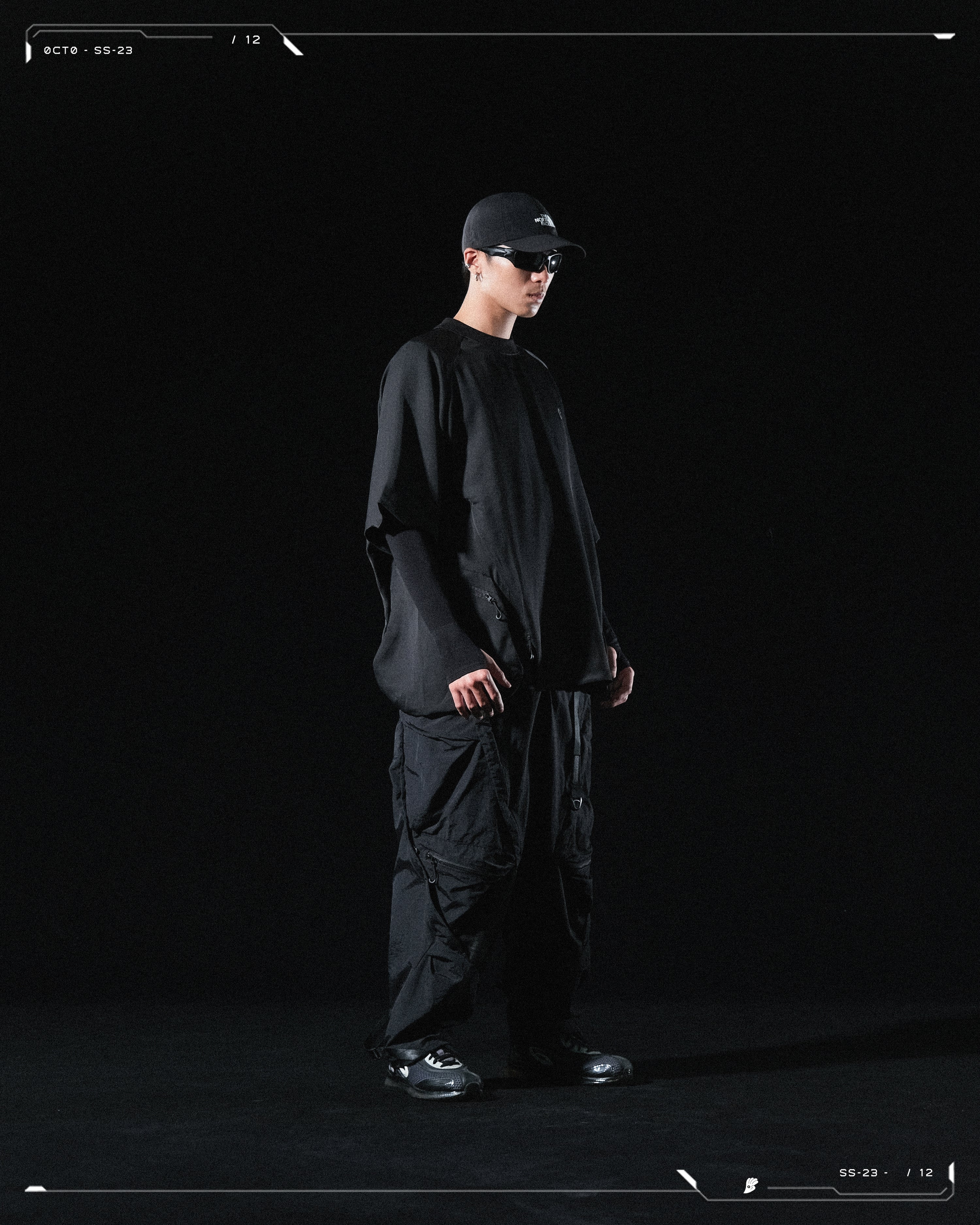 SS23 / 12 —  P23-129 Rollable Pocket Pants  (Black)