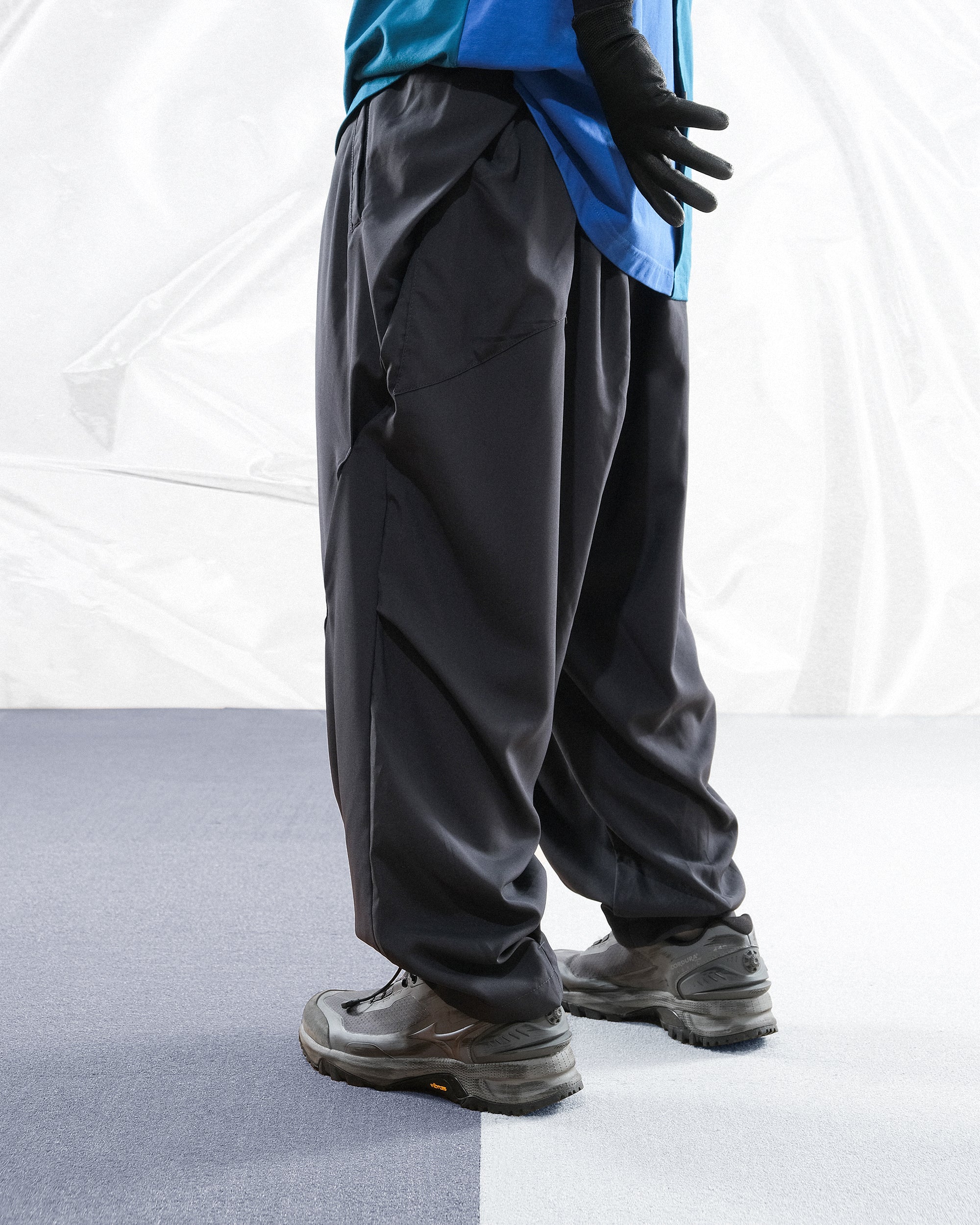 S24 / C-04-P  Dual Arc Splicing Orb Pants (Iron Blue)
