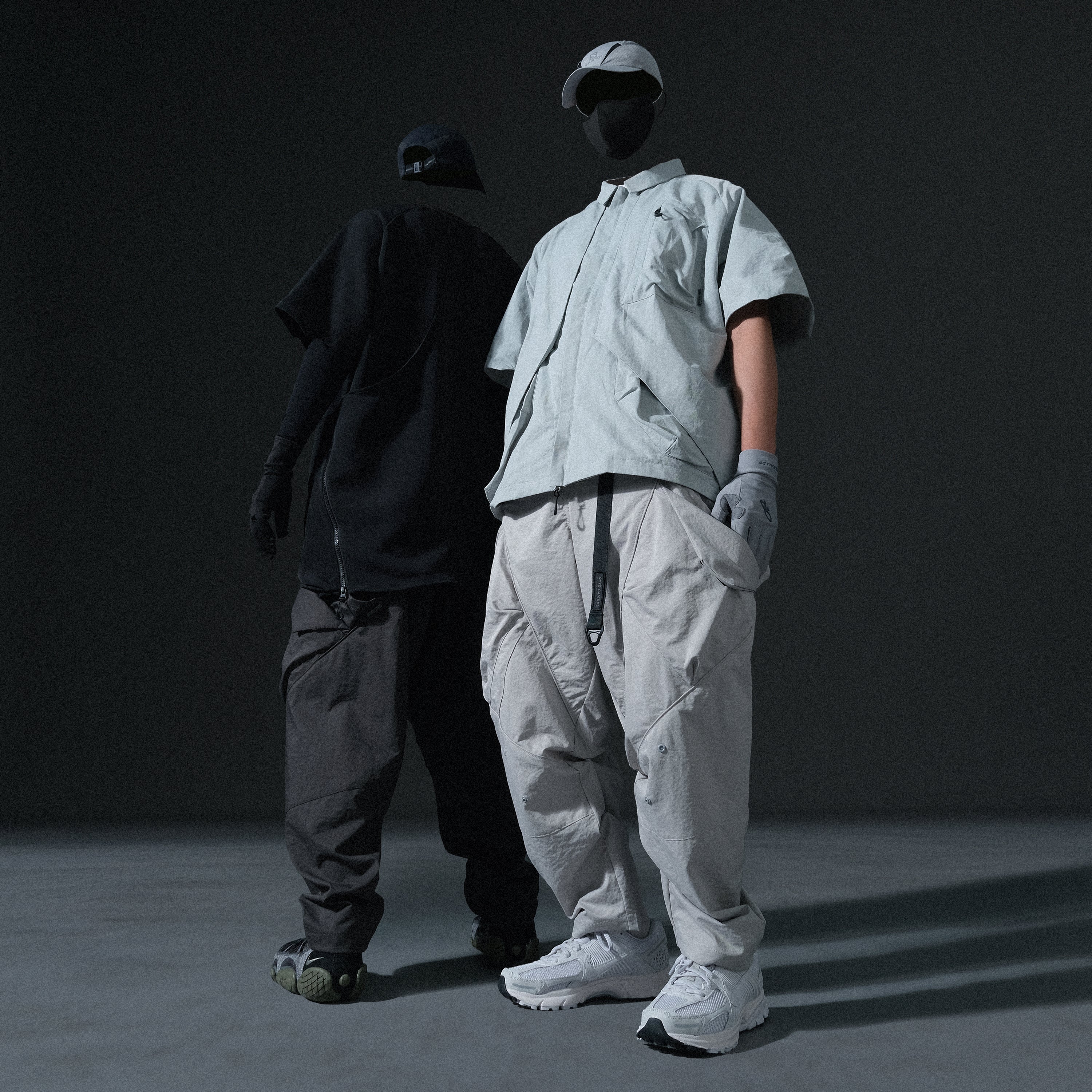SS23 / 06 —  P23-127 Transform Orb Pants  (Light Grey)