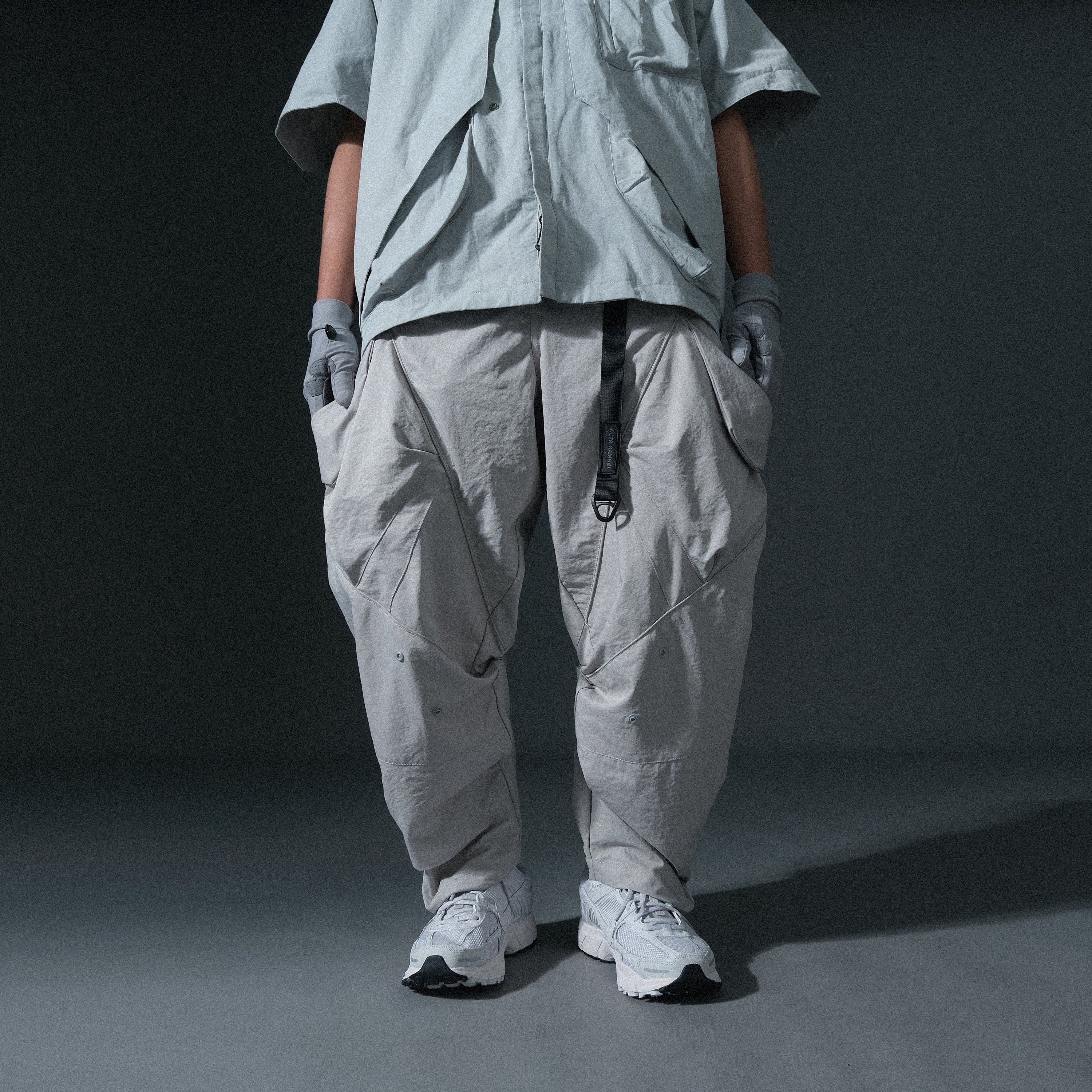 SS23 / 06 —  P23-127 Transform Orb Pants  (Light Grey)