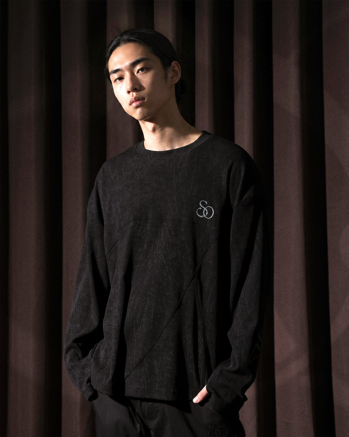 A26-SD1-T  / Faded Arc Long Tee (Black)