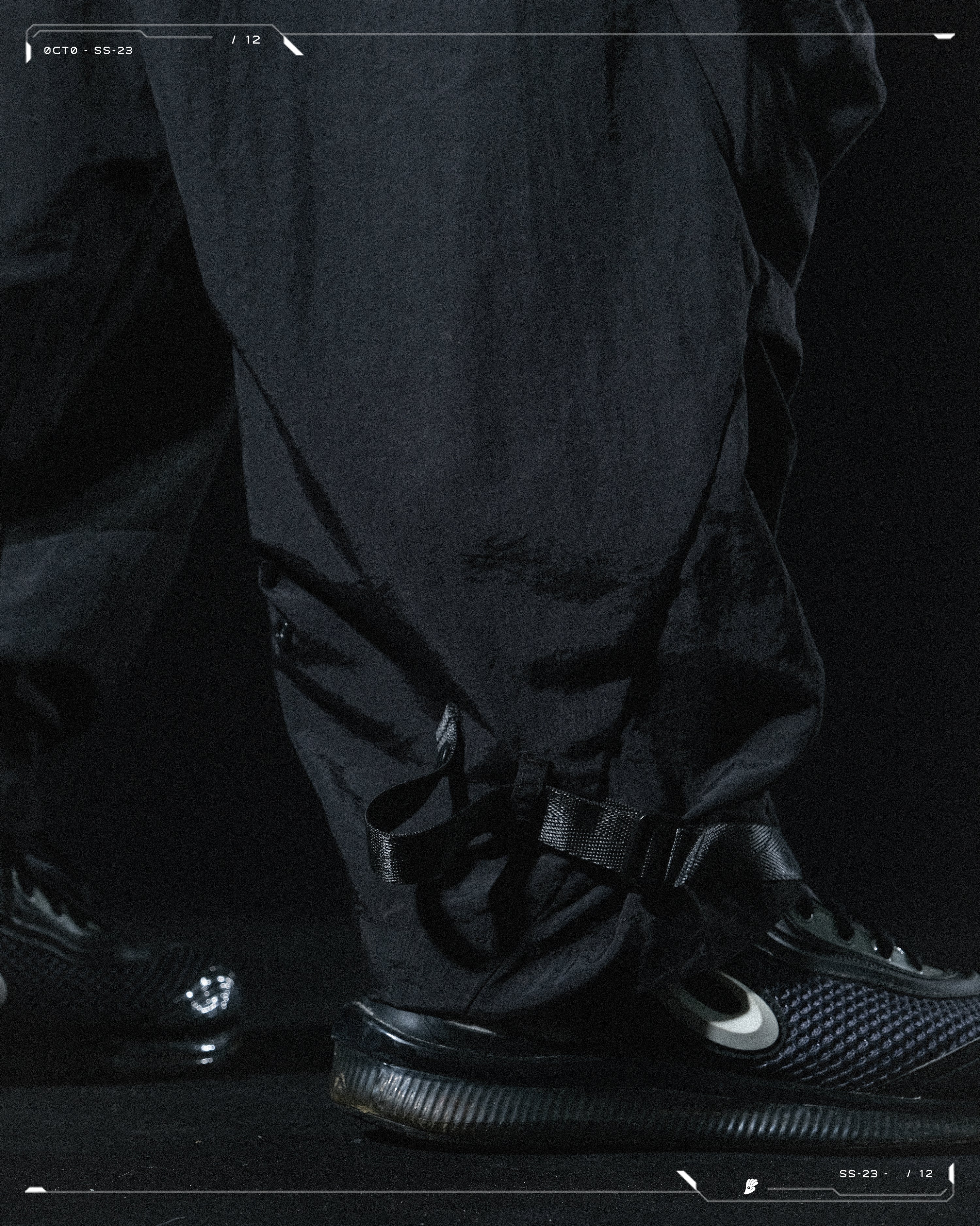 SS23 / 12 —  P23-129 Rollable Pocket Pants  (Black)