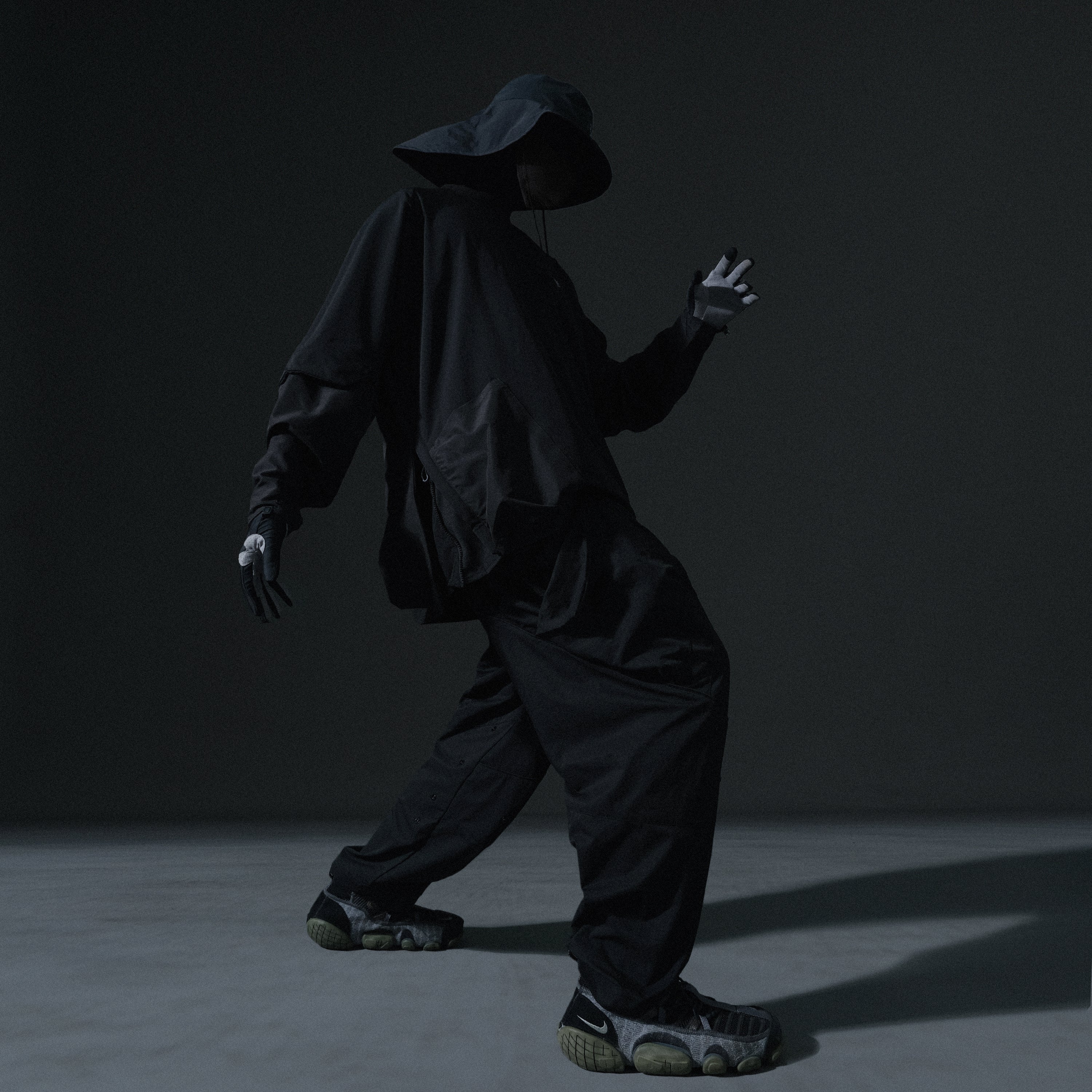 SS23 / 06 —  P23-127 Transform Orb Pants  (Black)