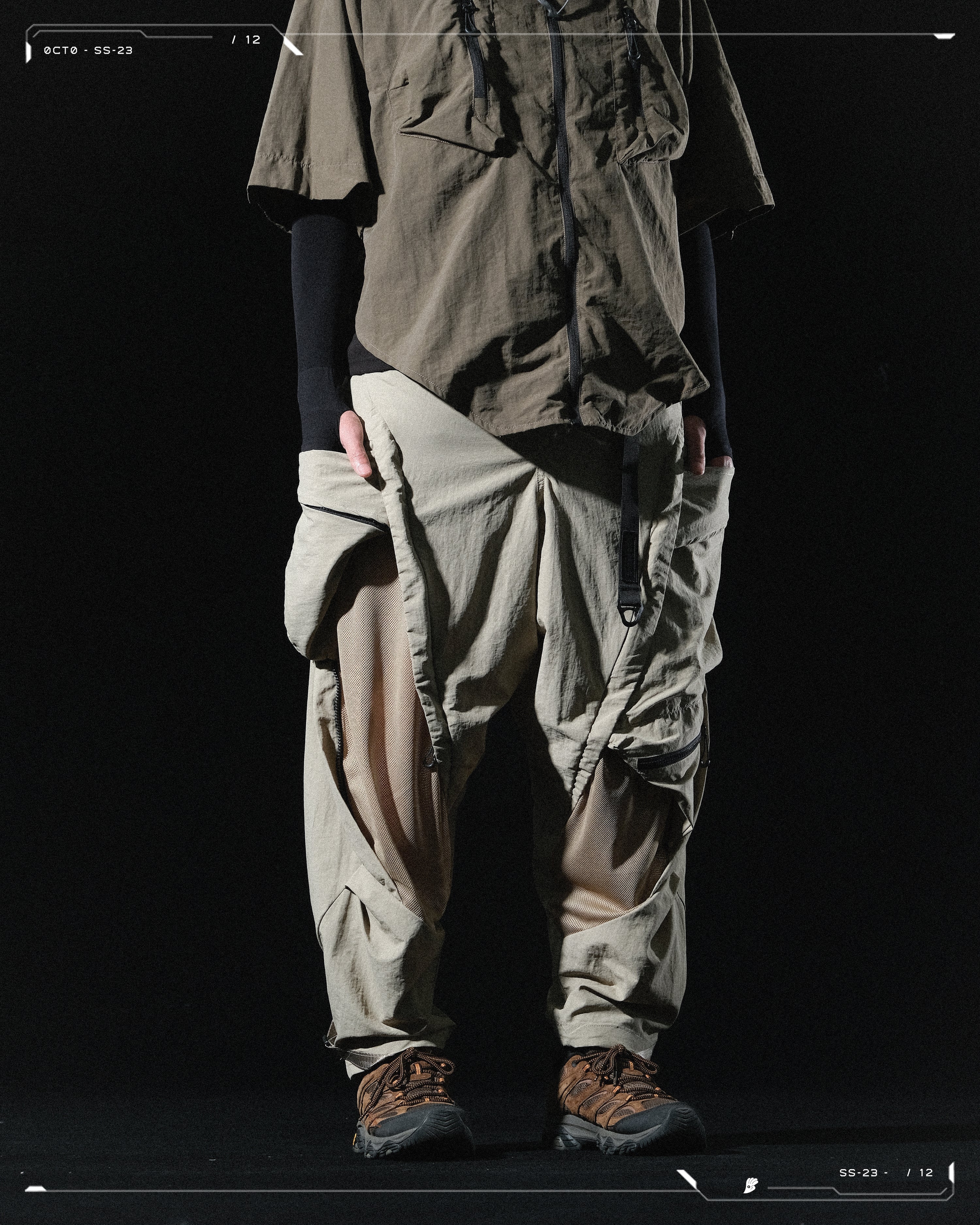 SS23 / 12 —  P23-129 Rollable Pocket Pants  (Khaki)