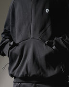 A24-CS-02-H Aura Curved Pullover (Black)