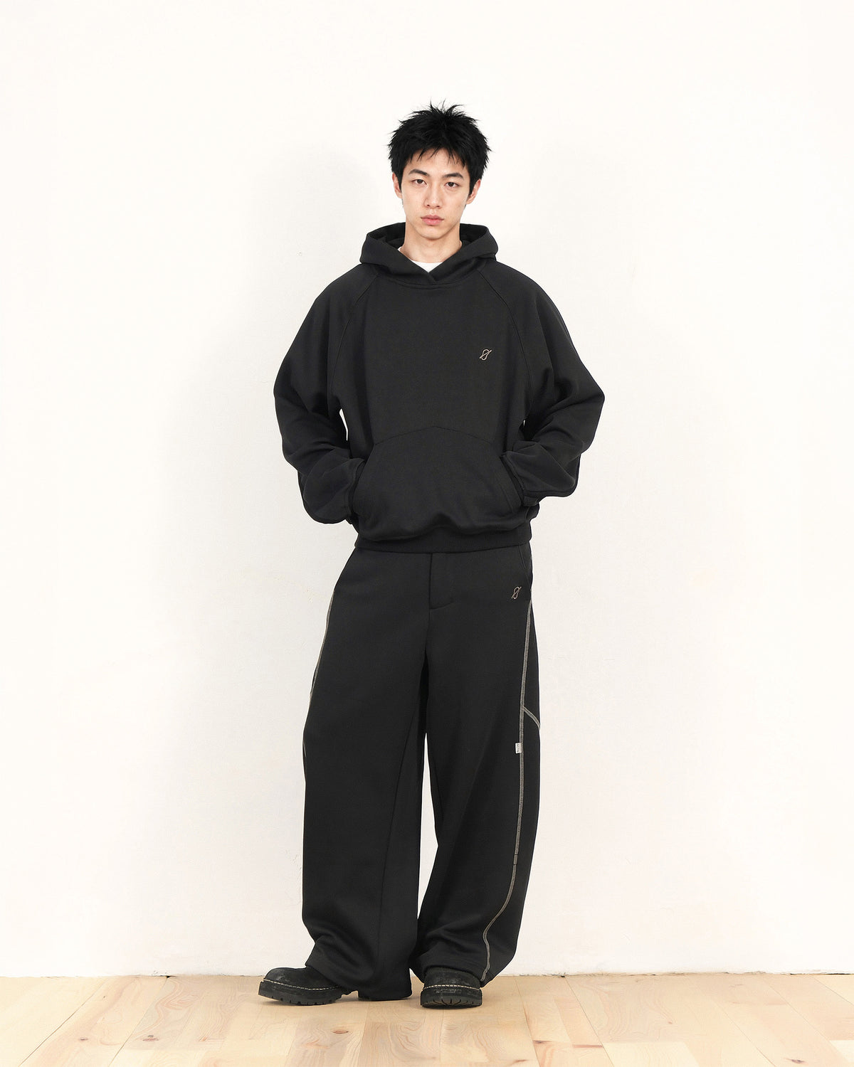 A26-PR-P / Arc Seam Sweat Pants (Black)