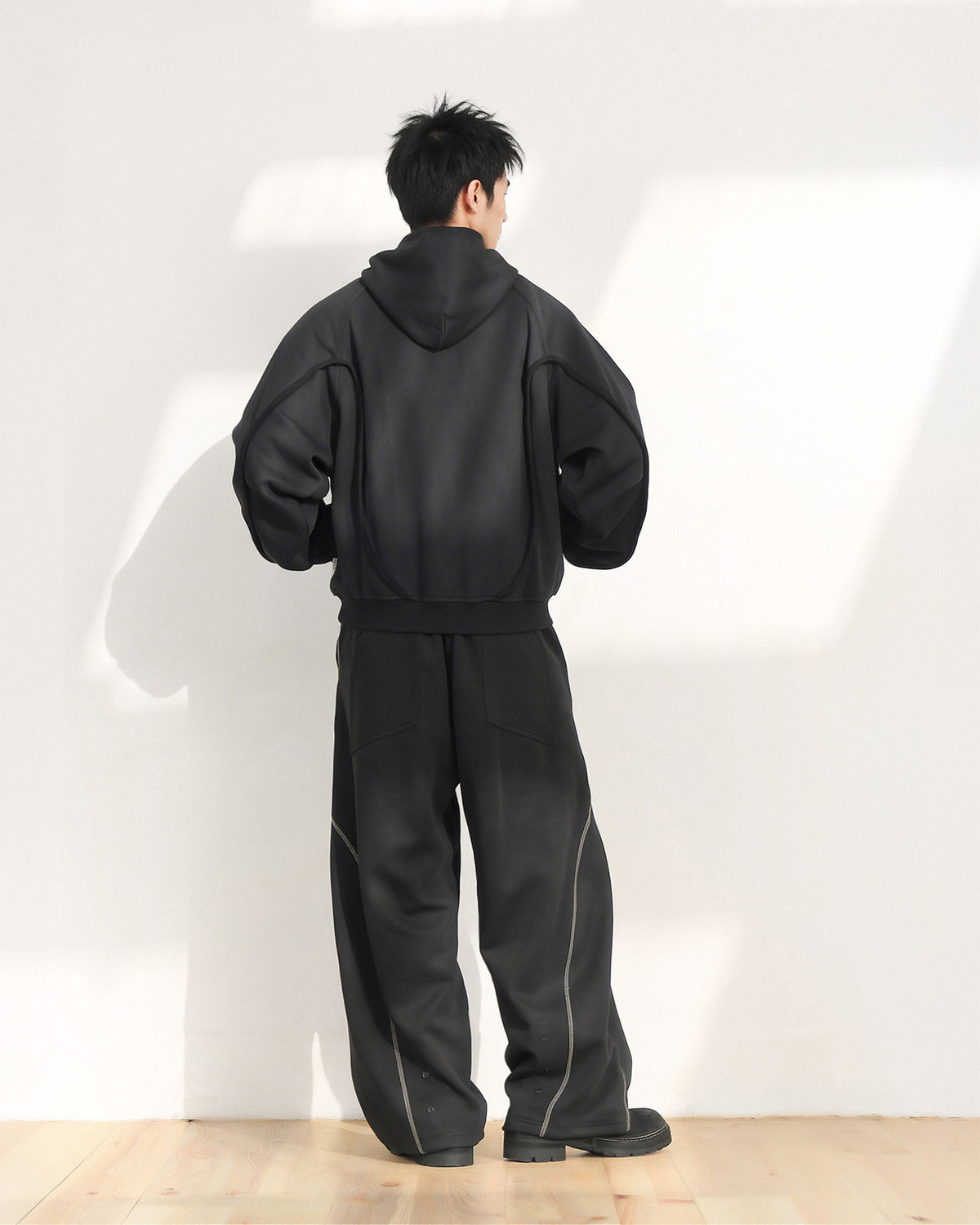 A26-PR-H / Arc Seam Hoodie (Black)