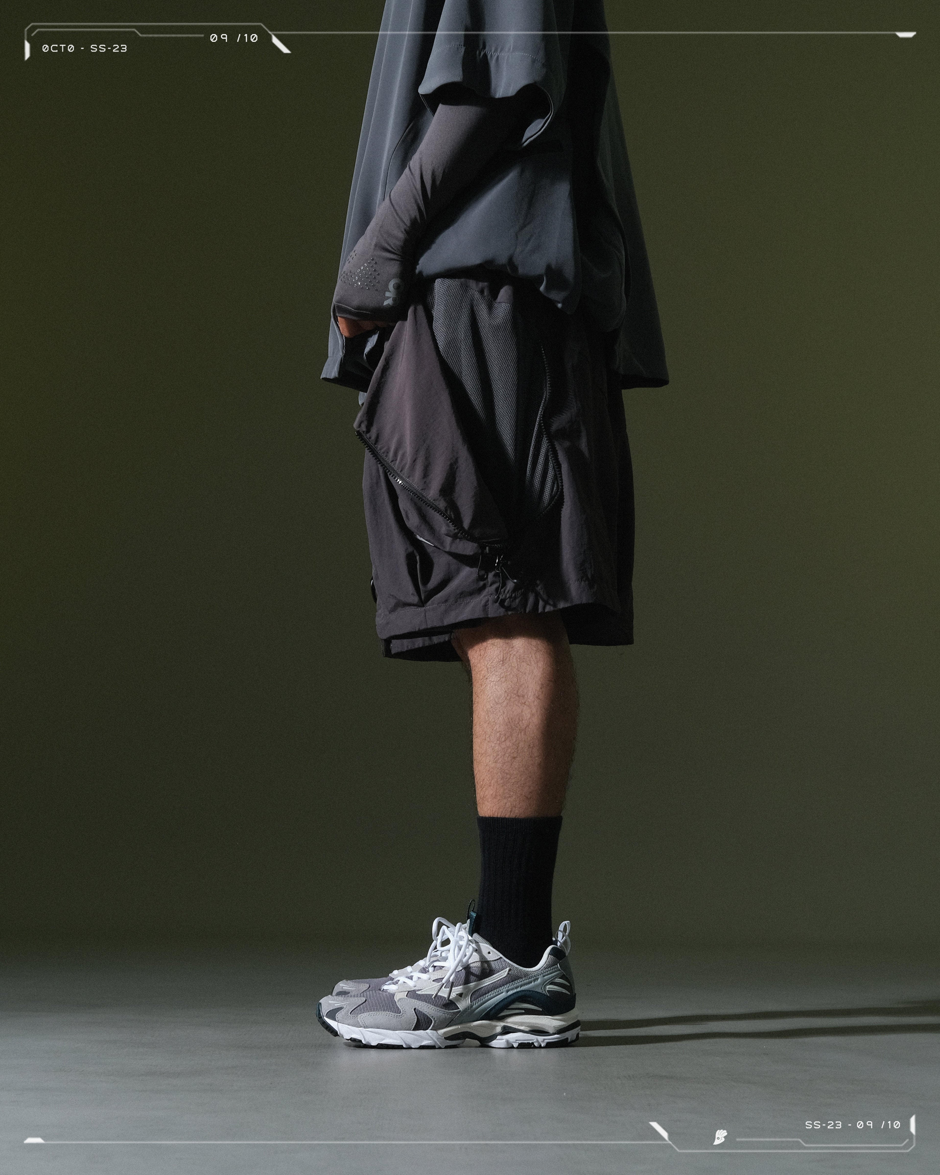 SS23 / 10 —  S23-069 Zip and Breathable Shorts (Dark Grey)