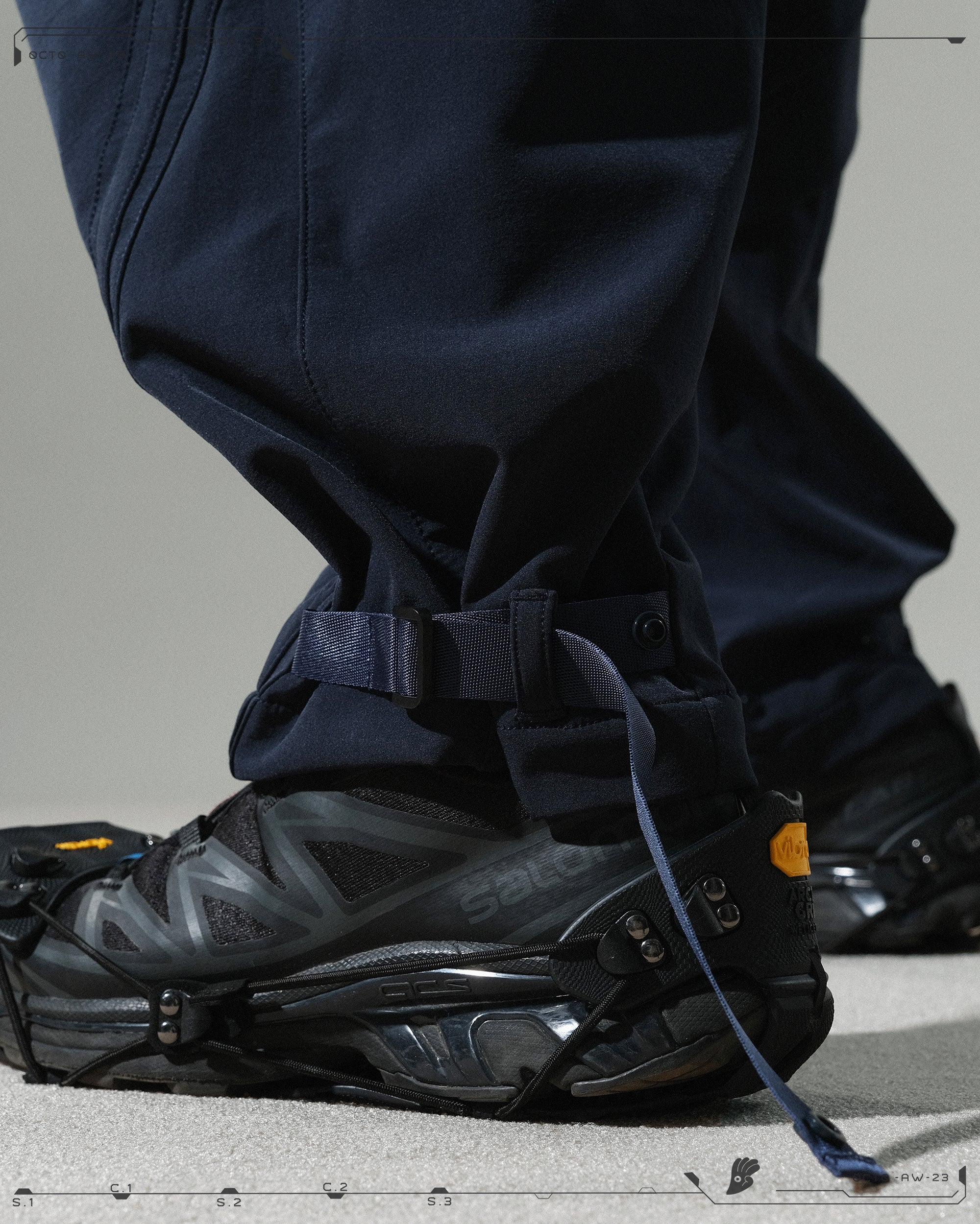 AW23 / 09 —  P23-133  Sukkiri Vertical Pants  (Navy)
