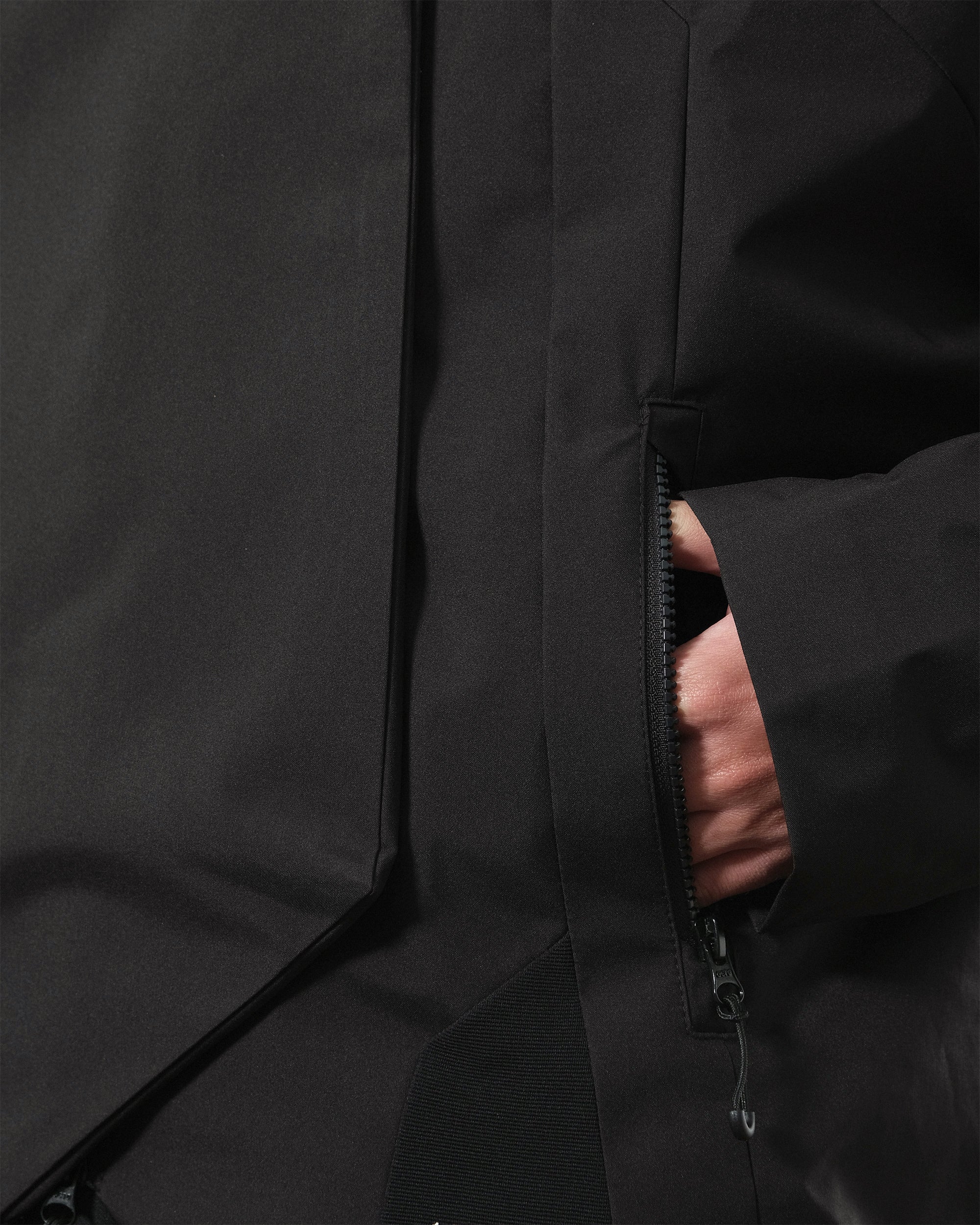 A25-J-03 Access Wrap Jacket (Black)