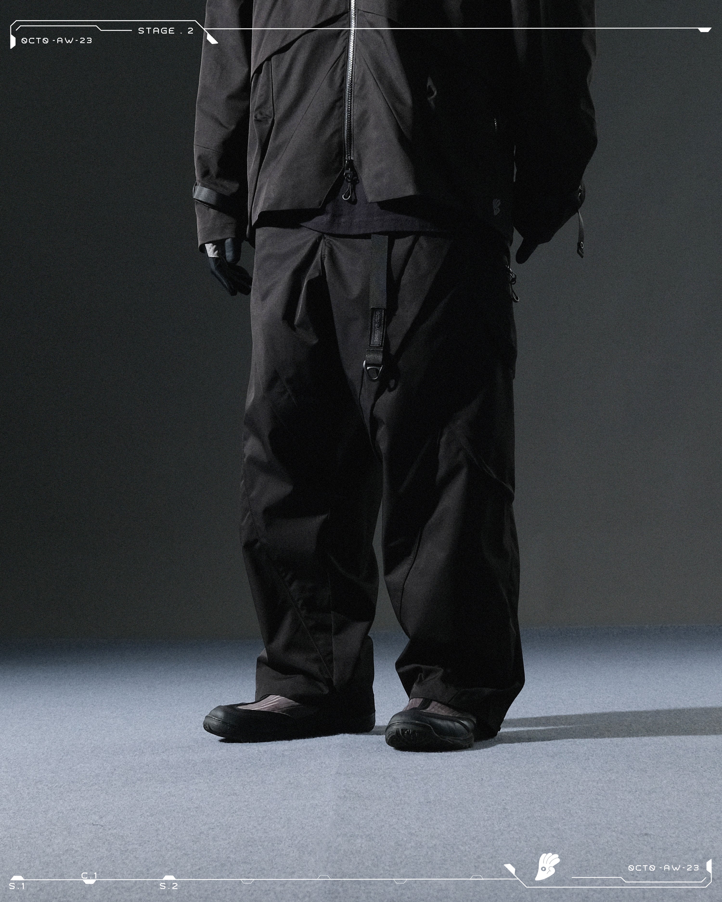 AW23 / 07 —  P23-132  Reverse V-Shape Visor Camber cone Pants  (Black)