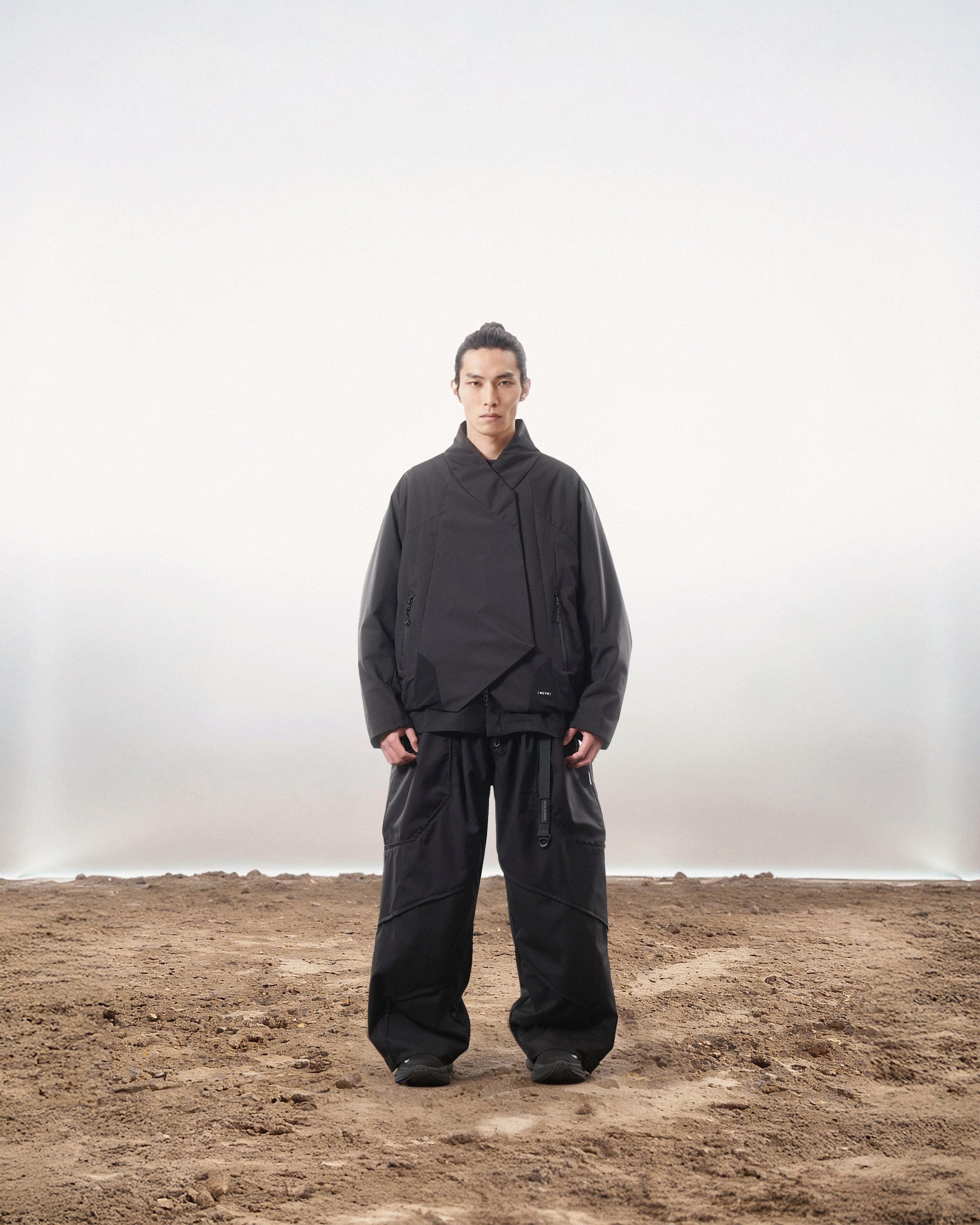 A25-J-03 Access Wrap Jacket (Black)