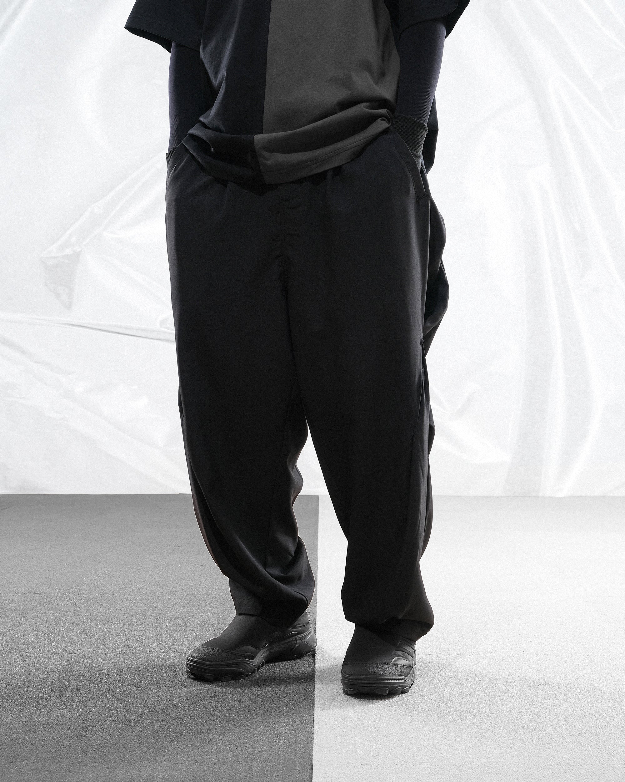 S24 / C-04-P  Dual Arc Splicing Orb Pants (Black)