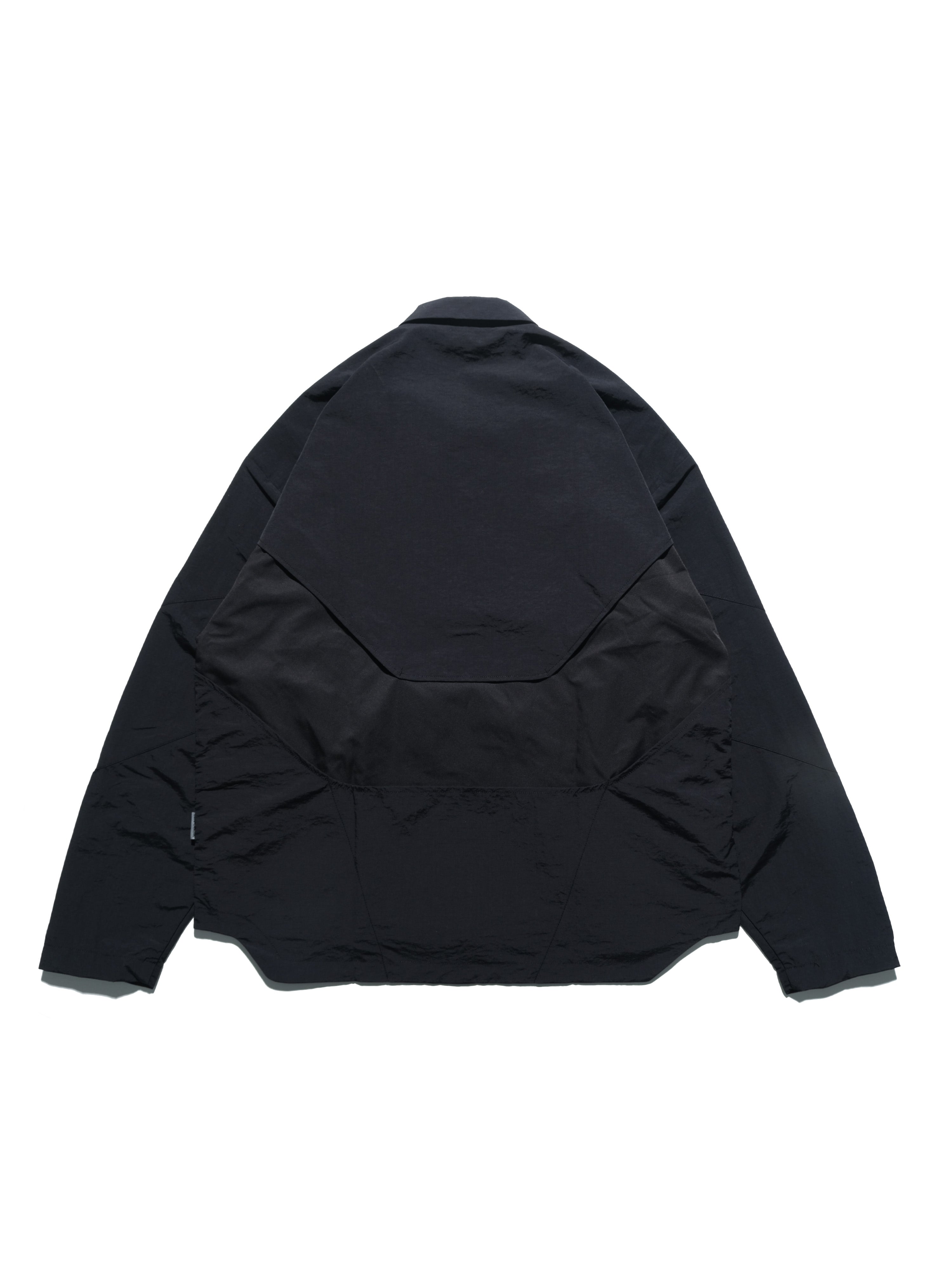 AW23 / 01 — T23-073  Trapezoidal Stereo Visor Shirt (Black)