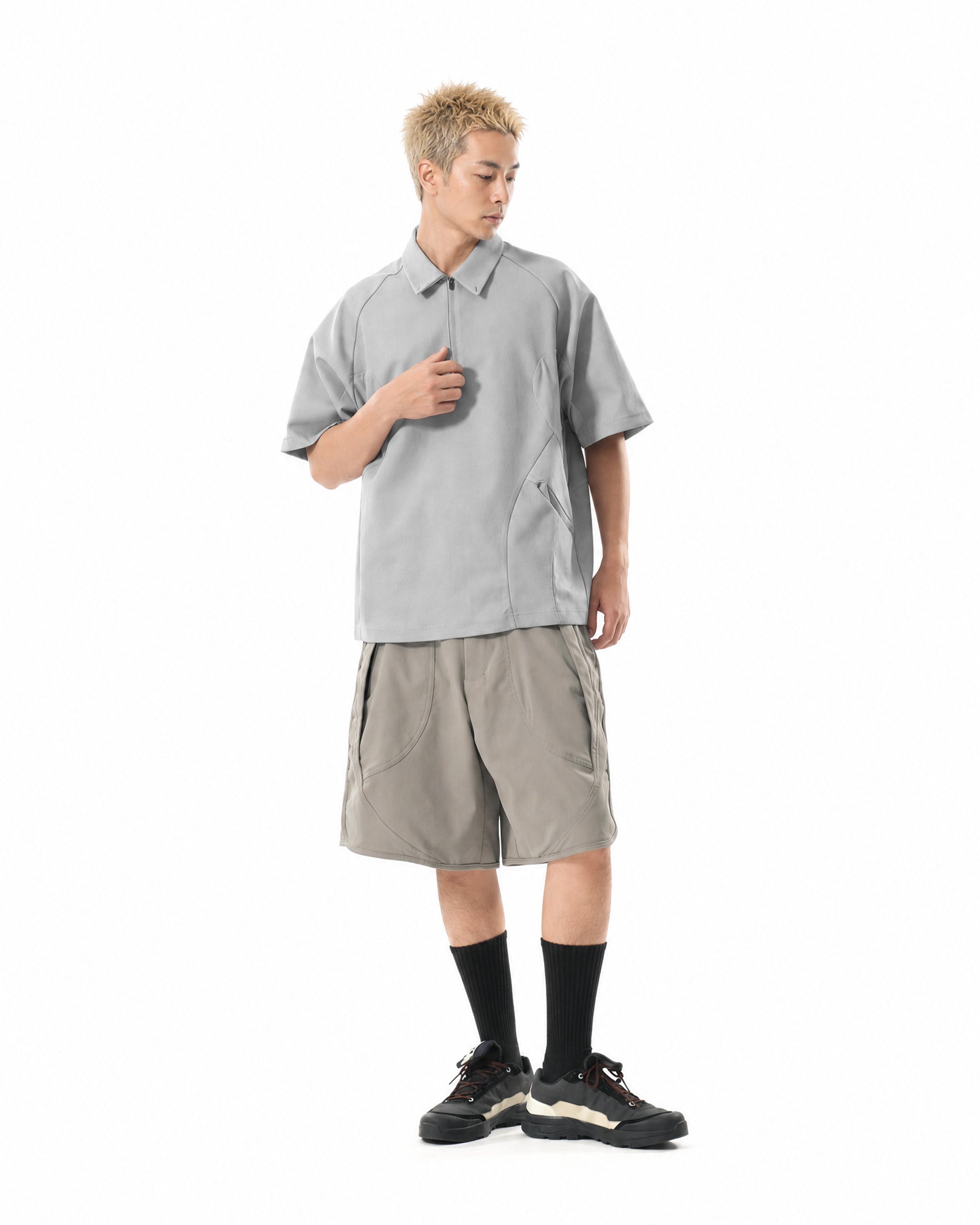S26-C1-T2 / Discrete Signal Zip Polo (Grey)