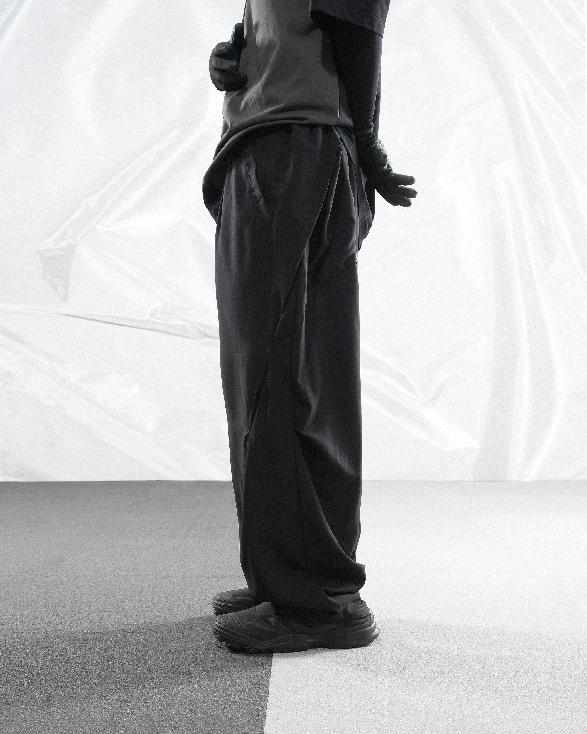 S24 / C-04-P  Dual Arc Splicing Orb Pants (Black)