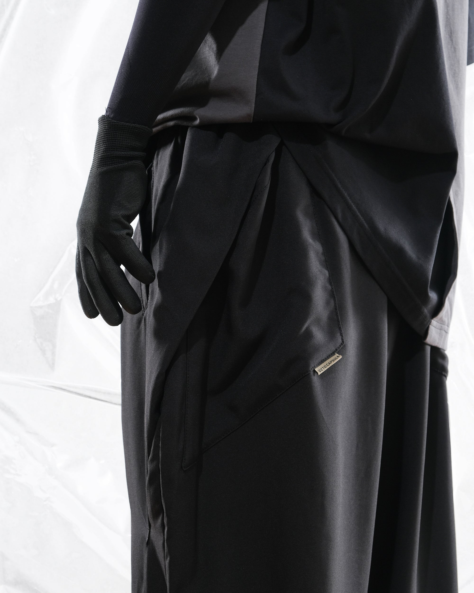 S24 / C-04-P  Dual Arc Splicing Orb Pants (Black)