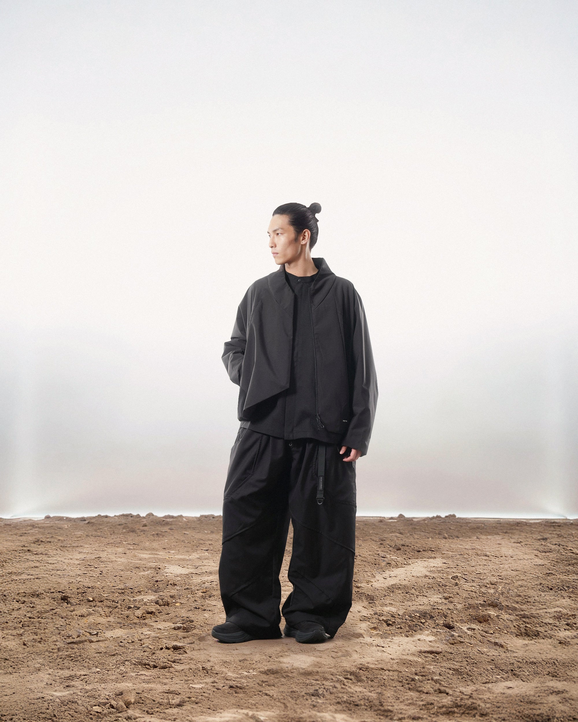 A25-J-03 Access Wrap Jacket (Black)
