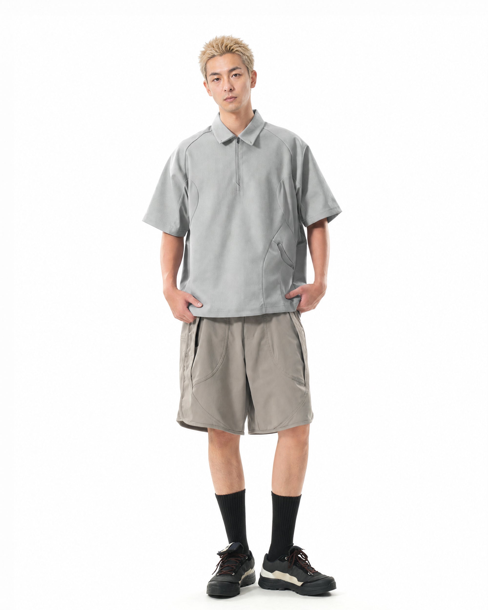 S26-C1-T2 / Discrete Signal Zip Polo (Grey)