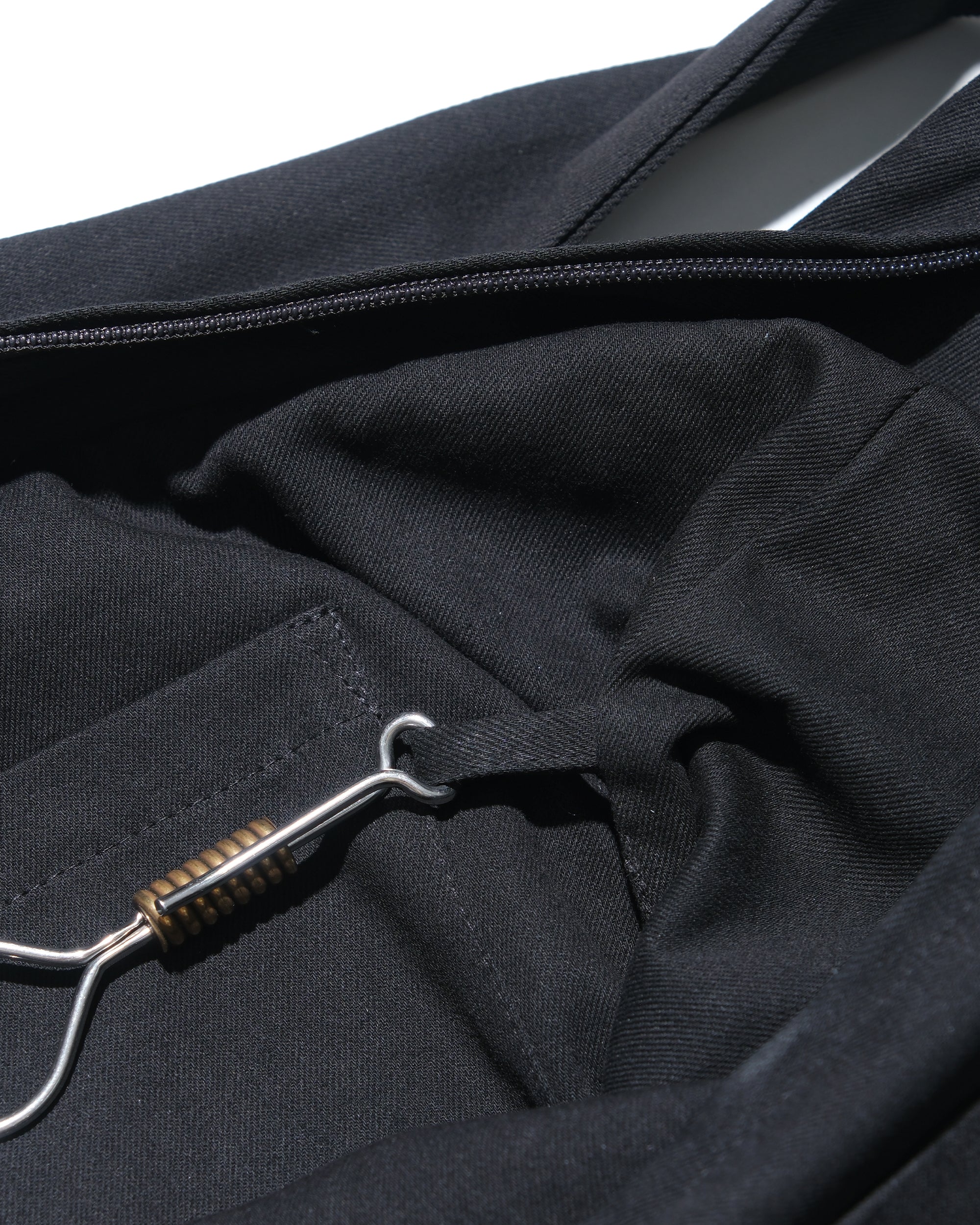 C1/ A25-C01-B Flow Cross-Bag (Black)