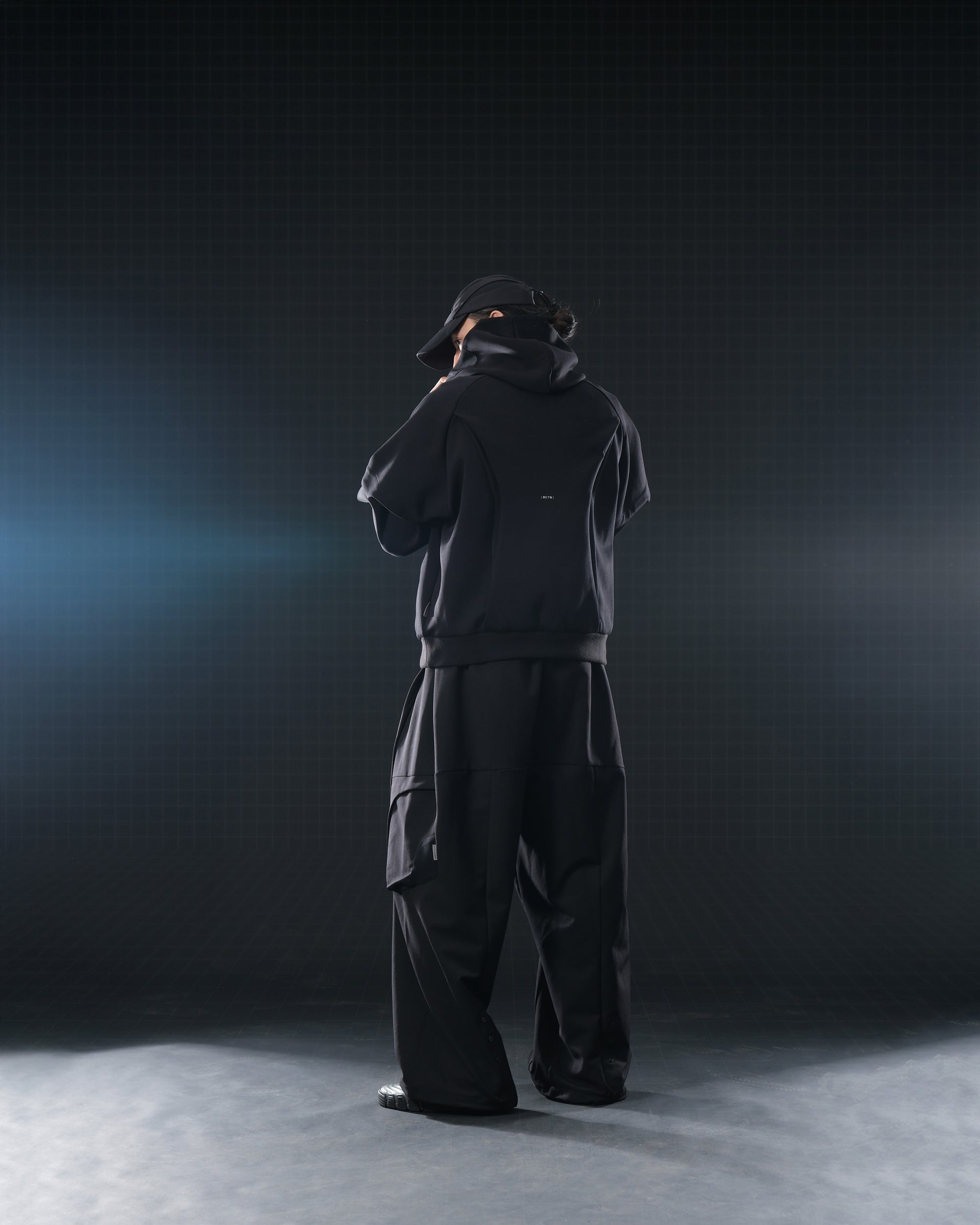 S1/ A25-H-01 Visor Hoodie (Black)