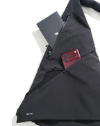 A26-S1-B / Visor Split Sling Bag (Black)