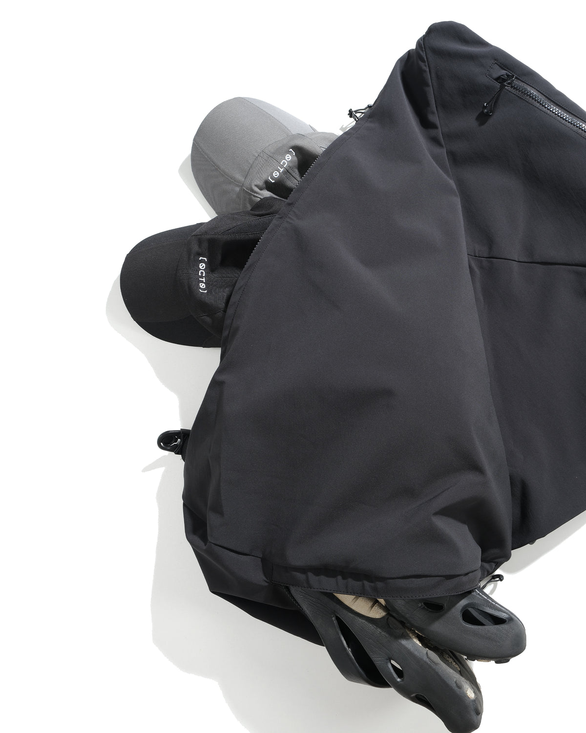 A26-S1-B / Visor Split Sling Bag (Black)