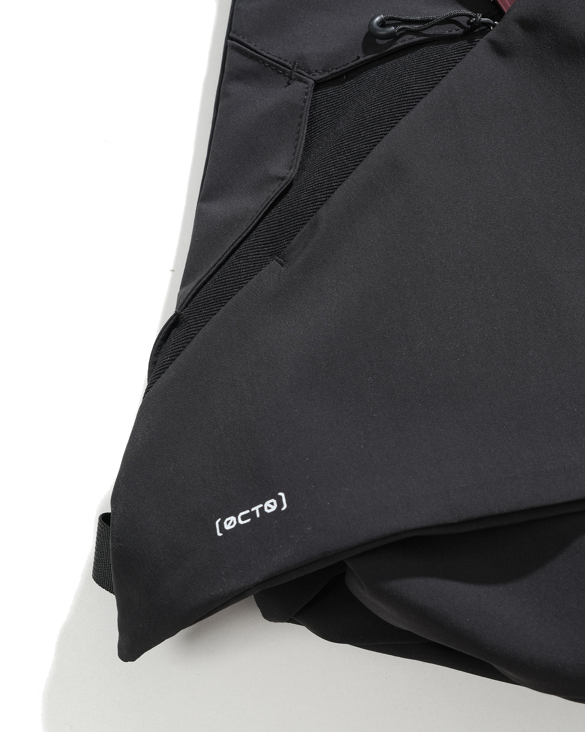 A26-S1-B / Visor Split Sling Bag (Black)
