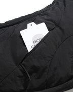 S26-C2-B / Offset Void Crescent Bag (Black)