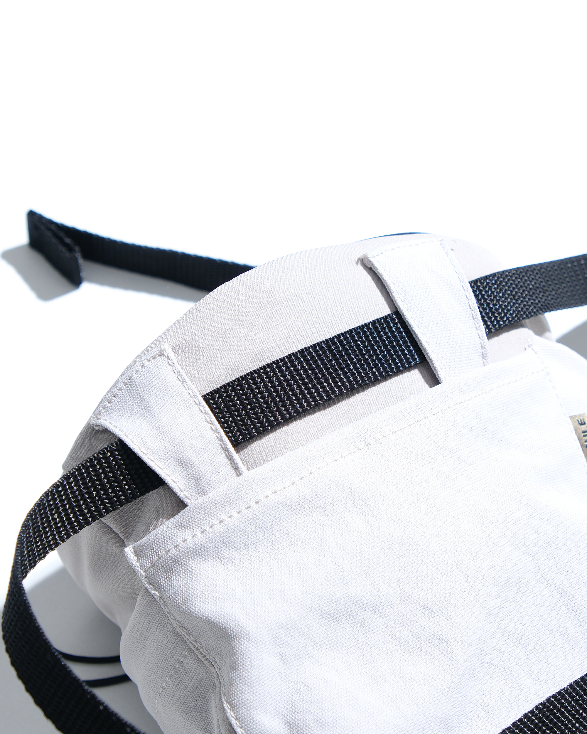 C2/ A25-C02-B Shifted Pouch Bag (Grey)
