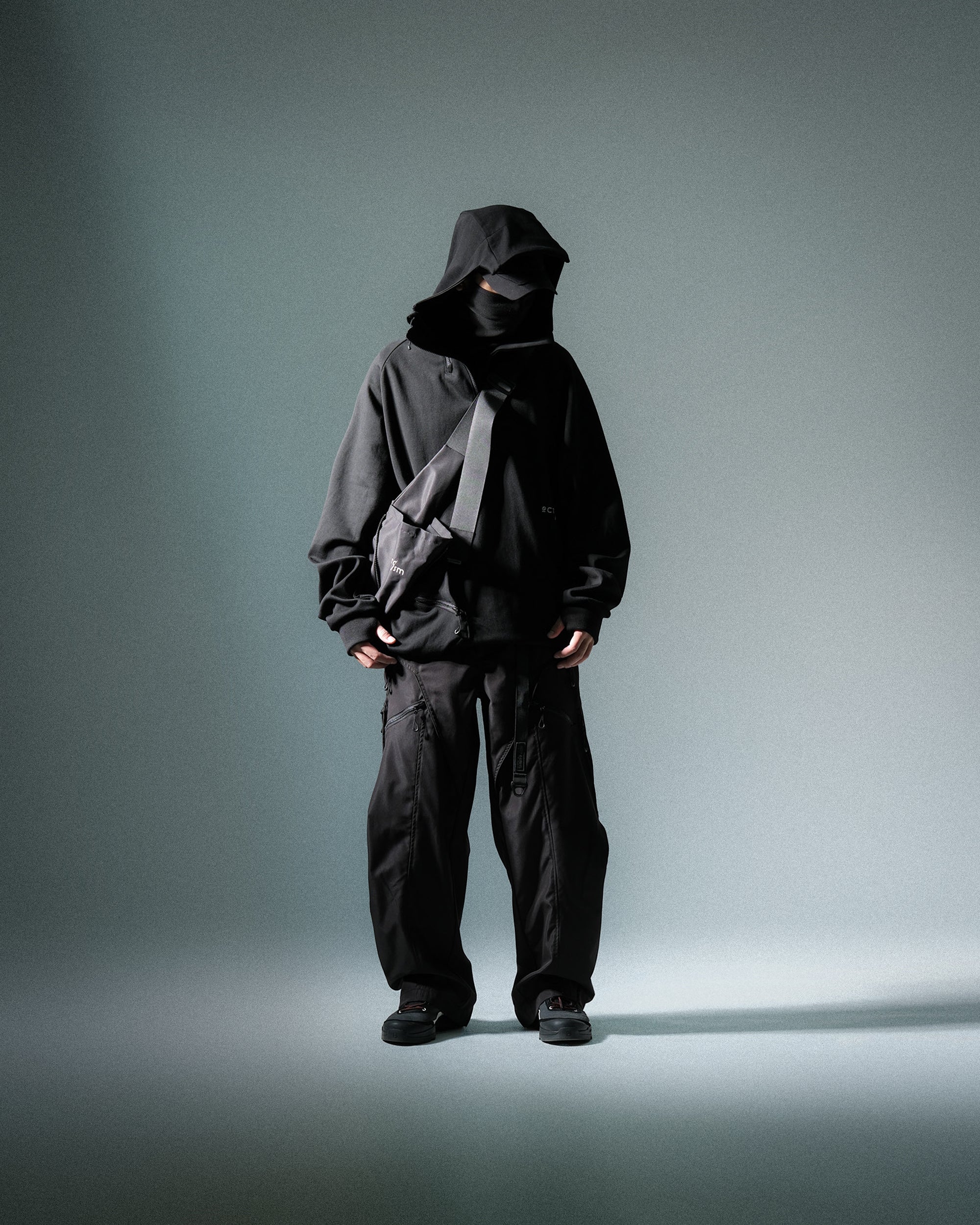 A24-OI-B OCTO X IONISM Ream Expandable Bag (Black)