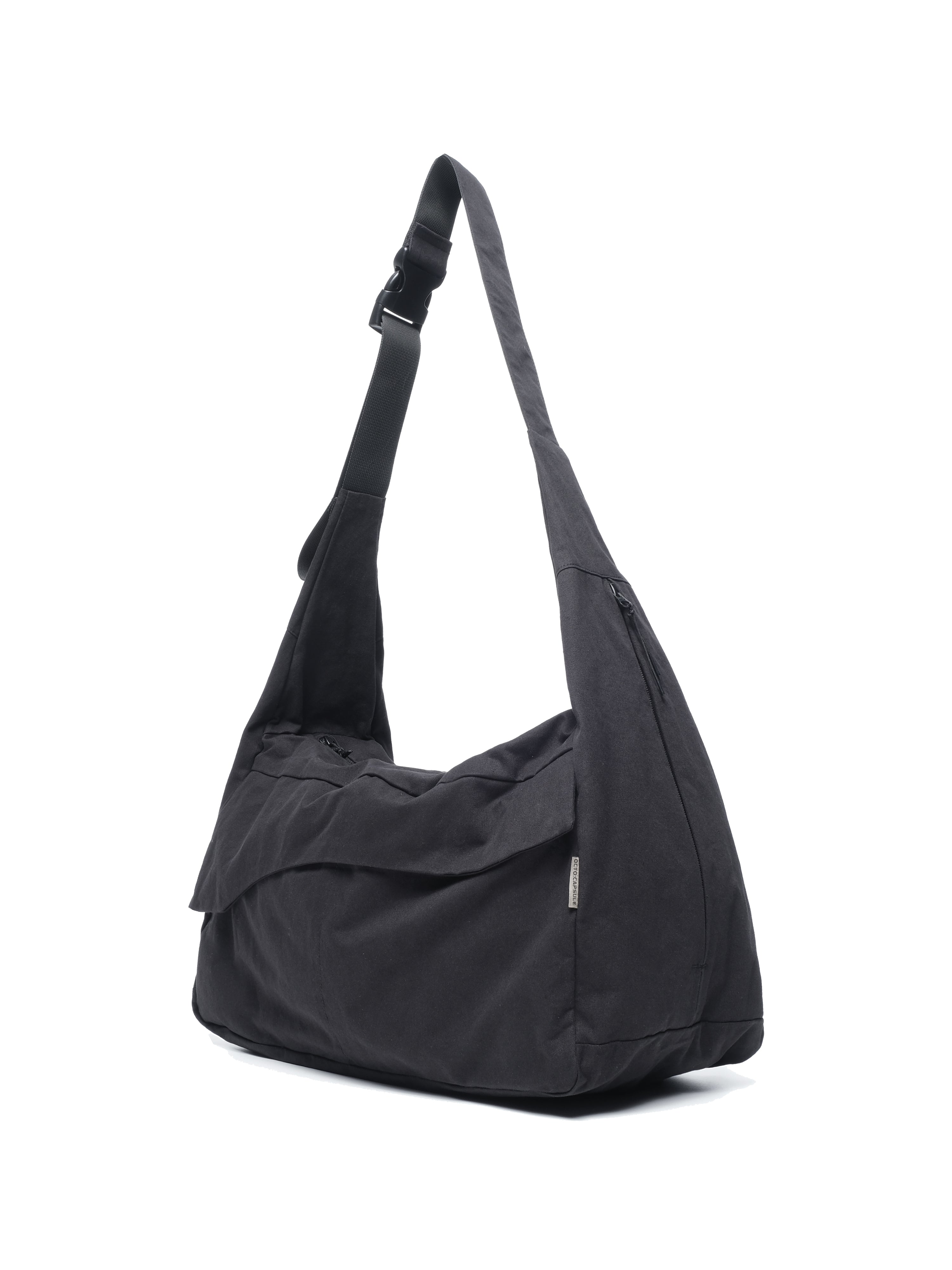 C2/ S25-C02-B Offset Crossbag (Black)