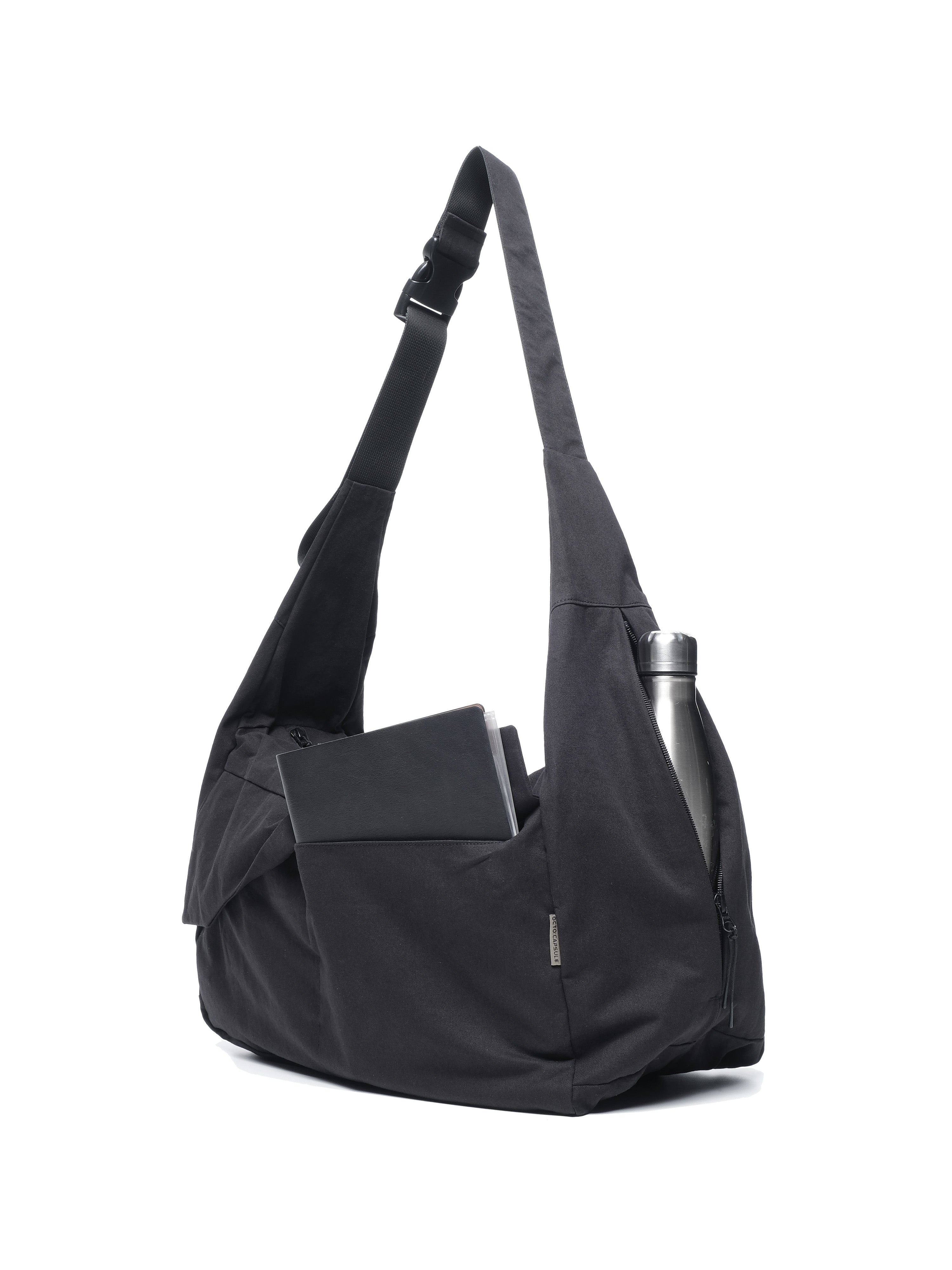 C2/ S25-C02-B Offset Crossbag (Black)