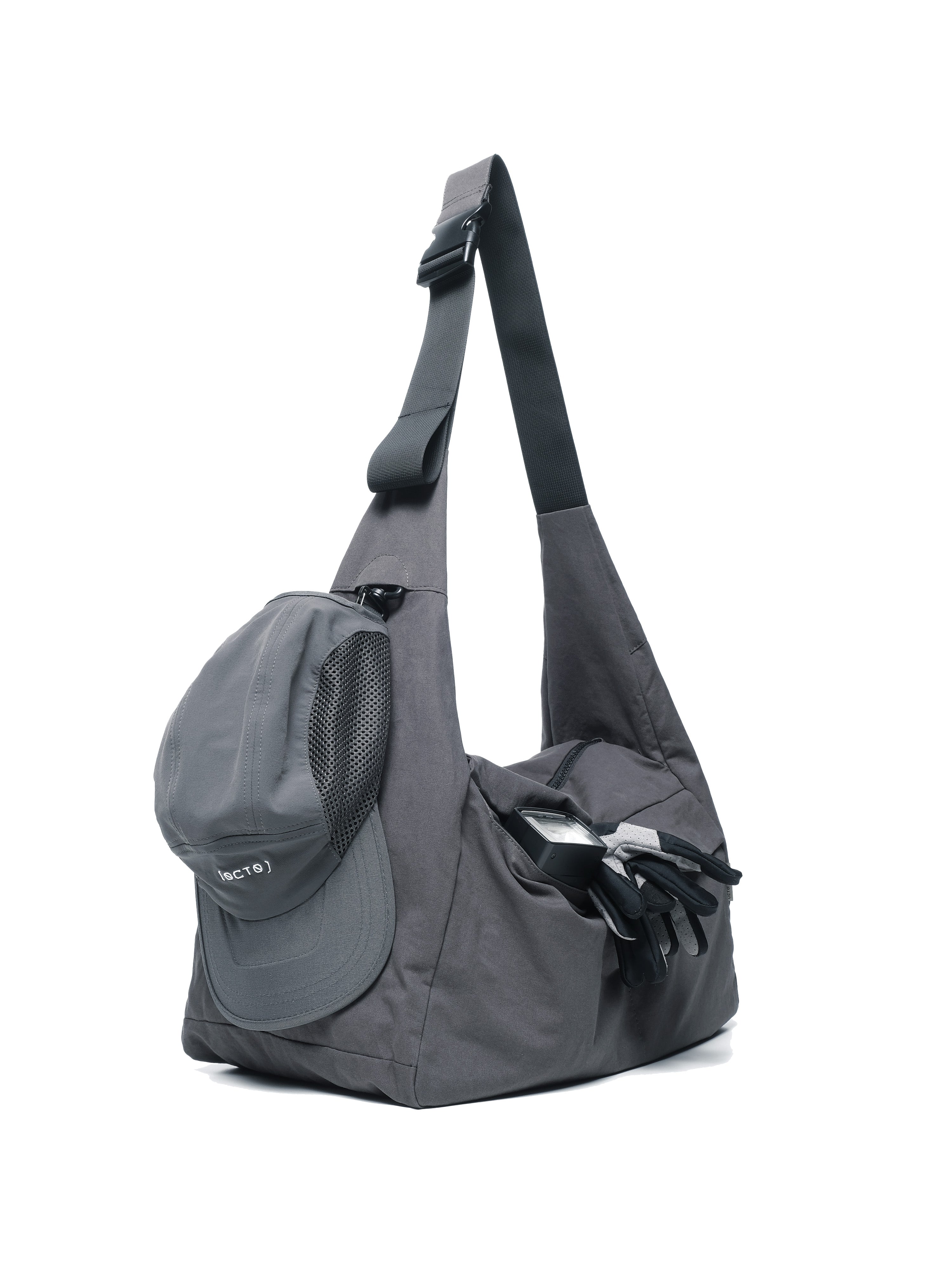 C2/ S25-C02-B Offset Crossbag (Grey)