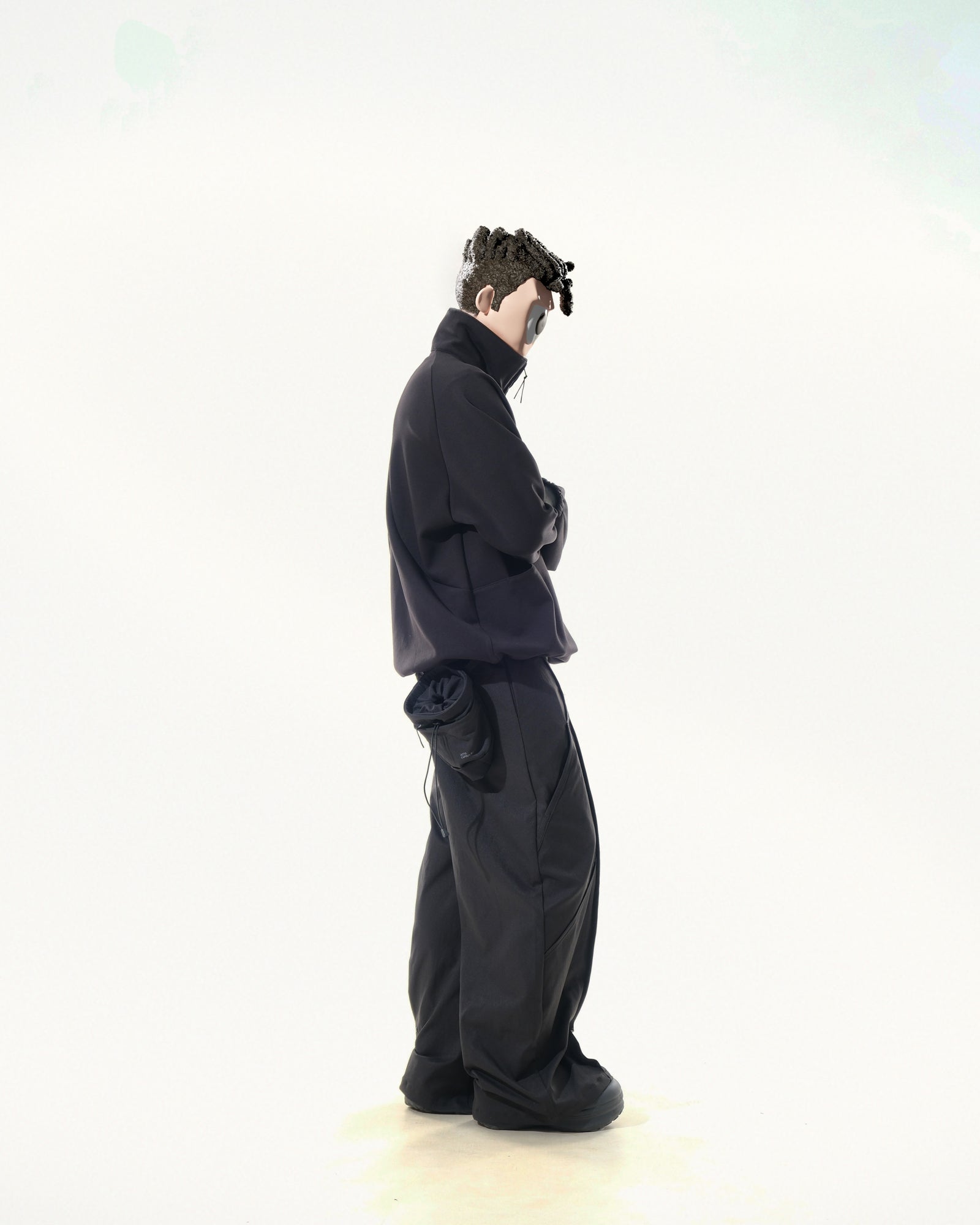 C2/ A25-C02-B Shifted Pouch Bag (Black)