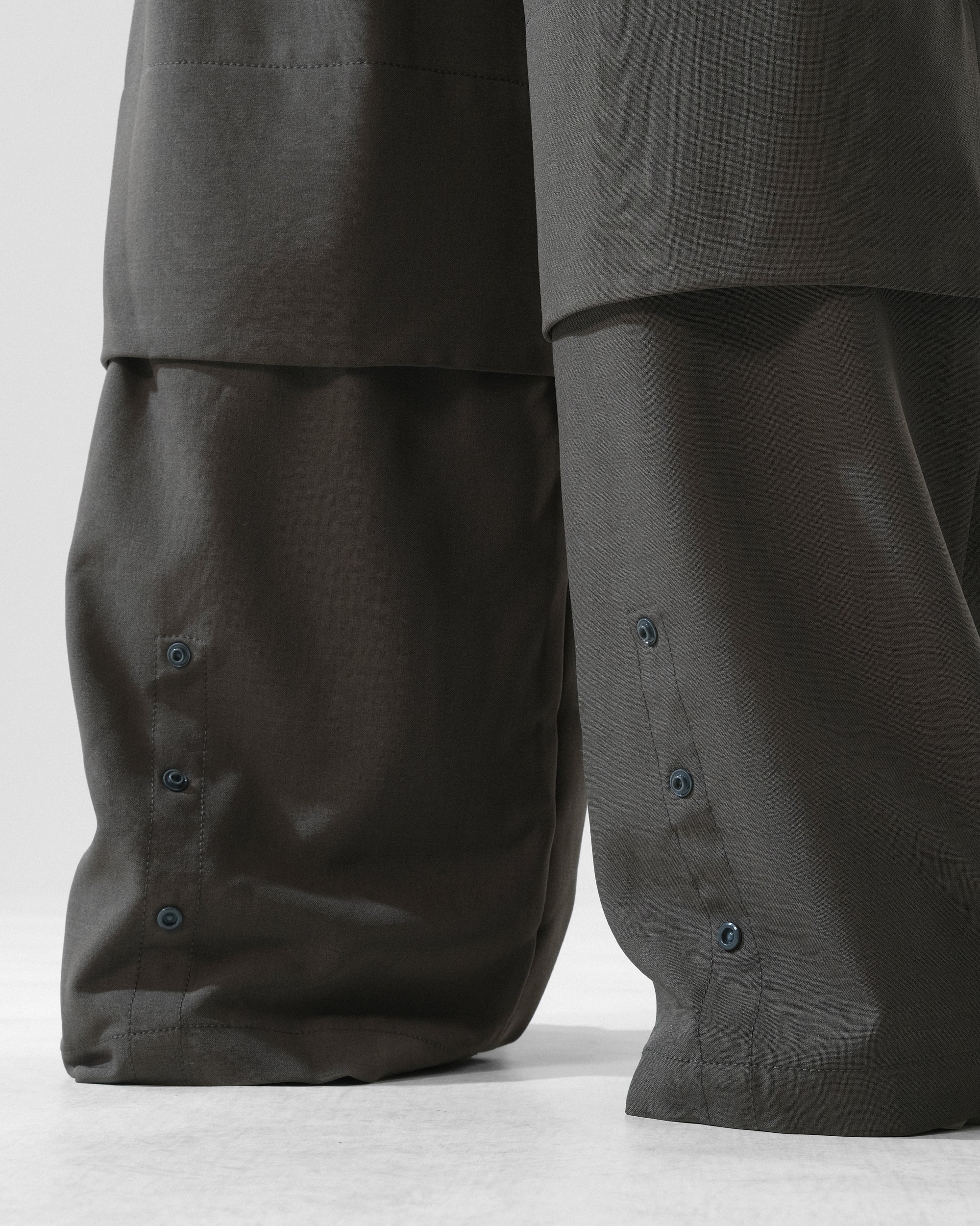 C3/ S25-C03-P Relaxed Fit Suit Pants (Brown)