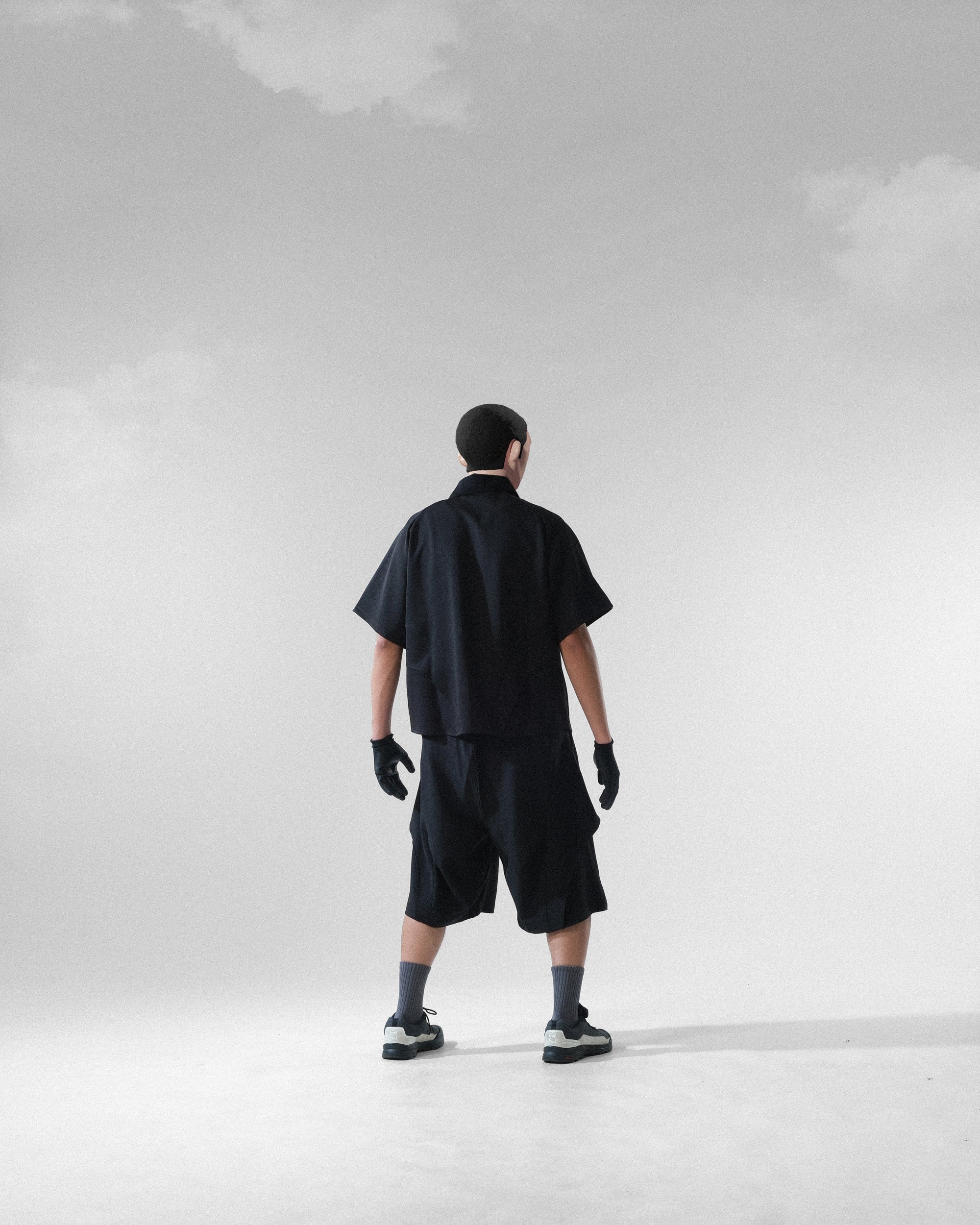 C3/ S25-C03-S Relaxed Fit Suit Shorts (Black)