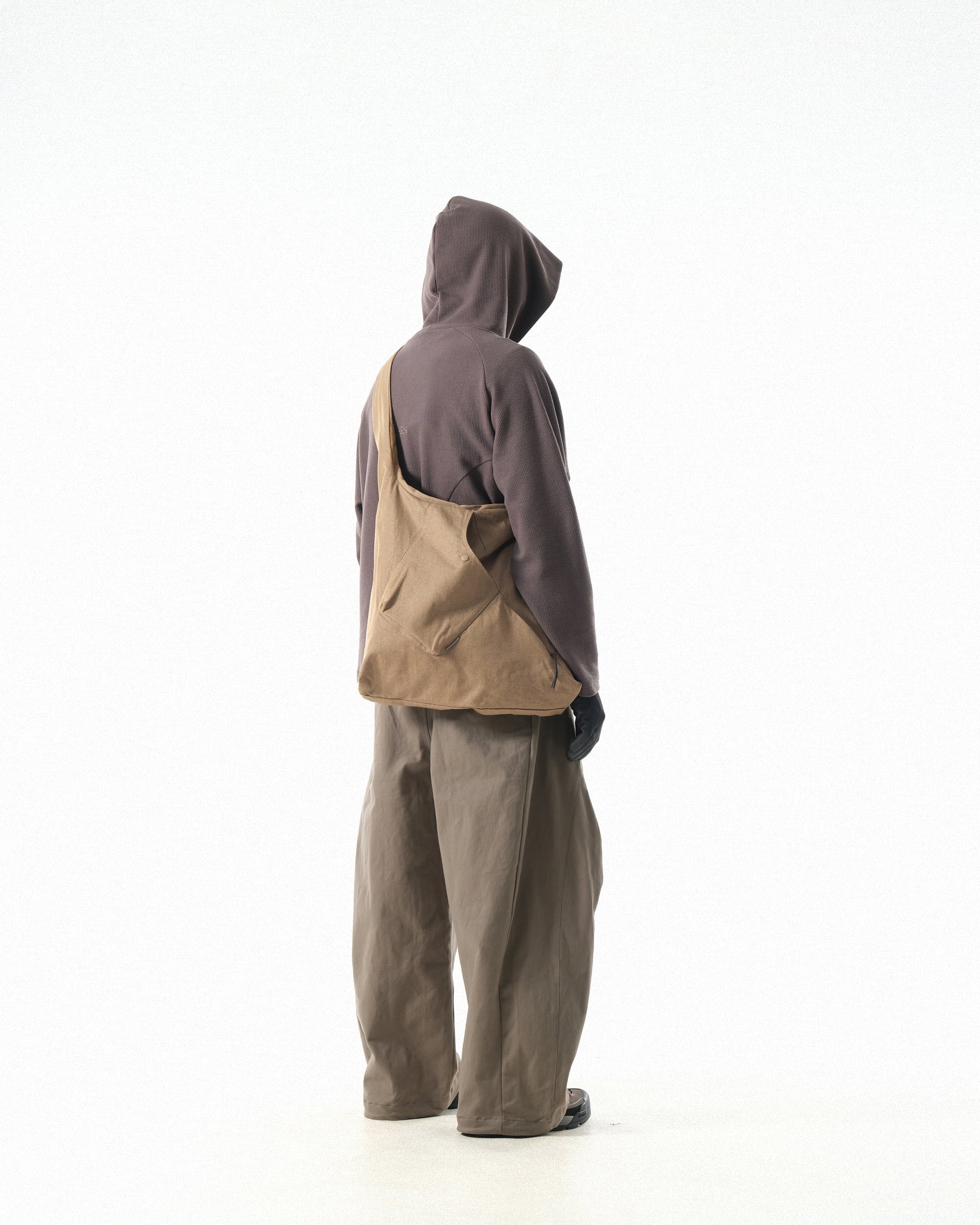 C1/ A25-C01-B Flow Cross-Bag (Khaki)