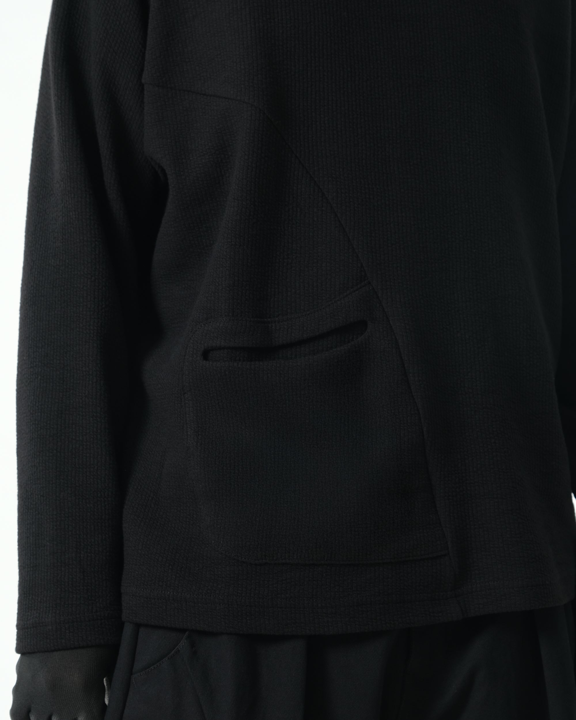 C1/ A25-C01-H Flow Hoodie (Black)