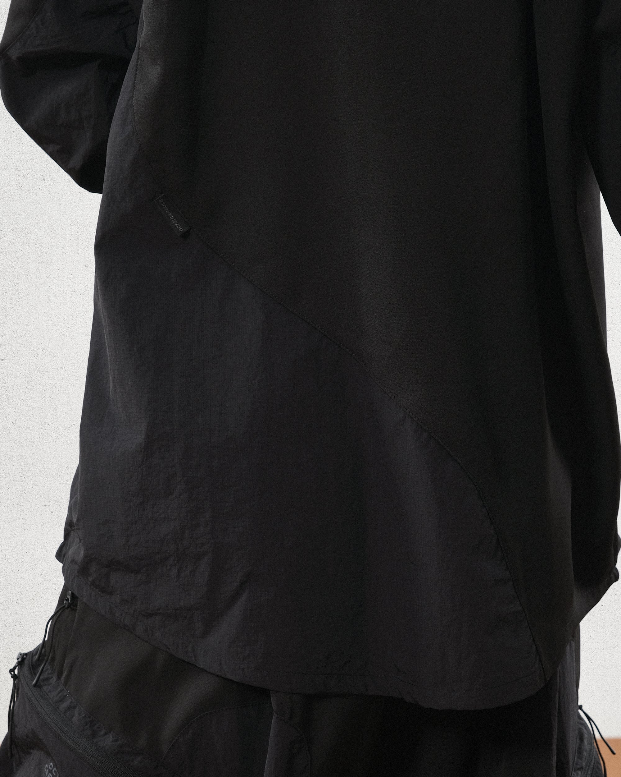 Capsule 03 / CST-124 Psammite Nylon Long Sleeve T-shirt  (Black)